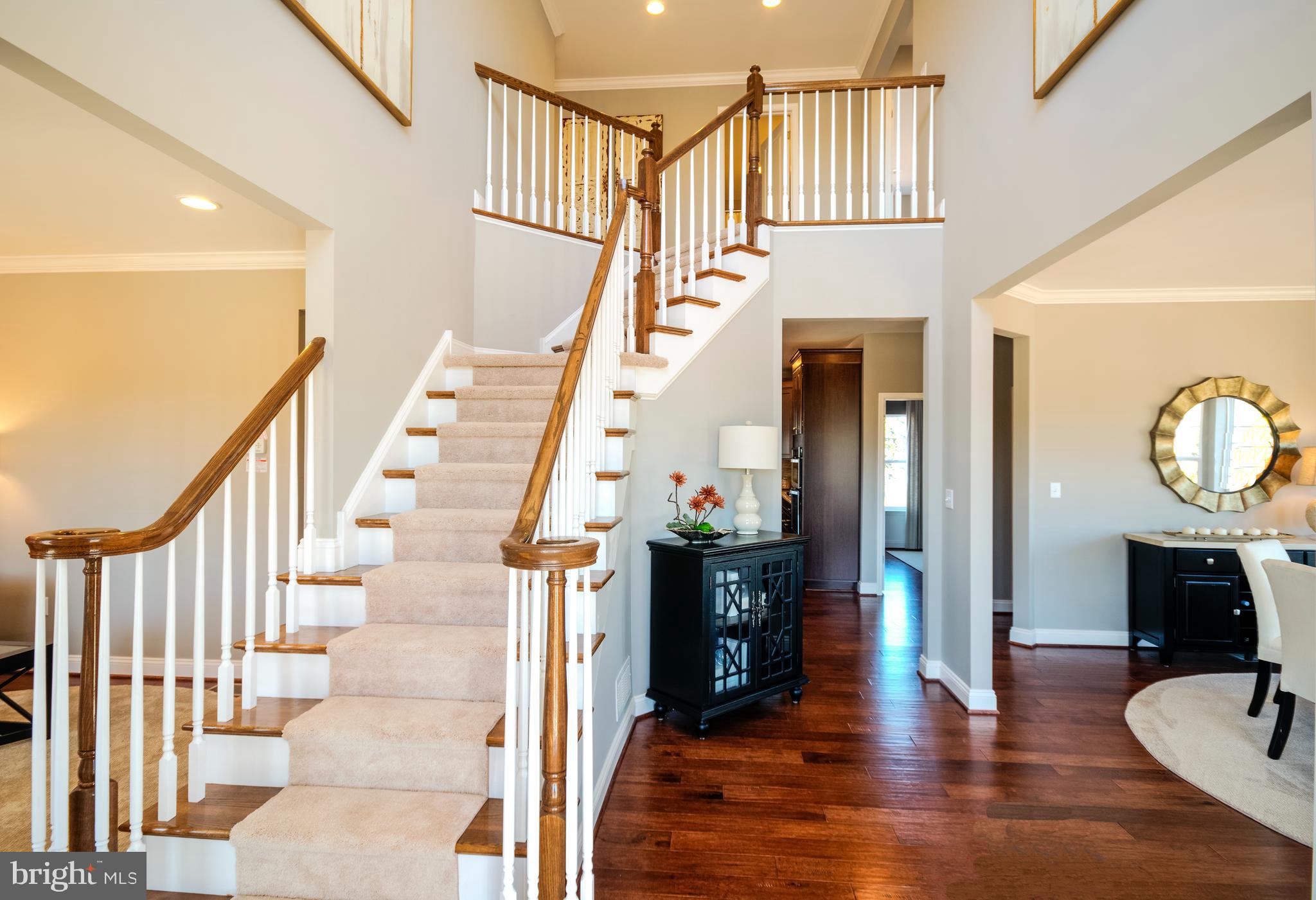 MELVILLE RUN - Residential