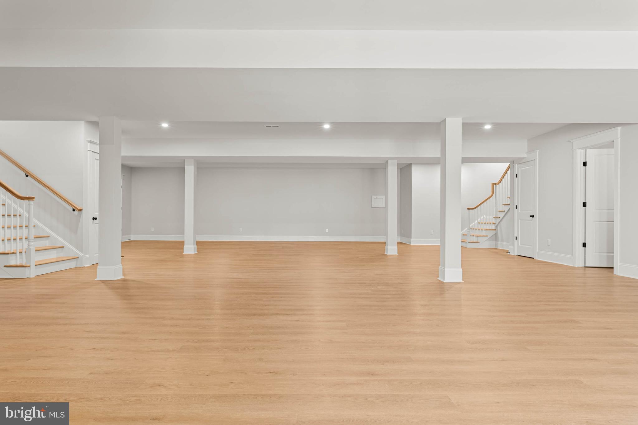 LEOPARD LAKES - Residential