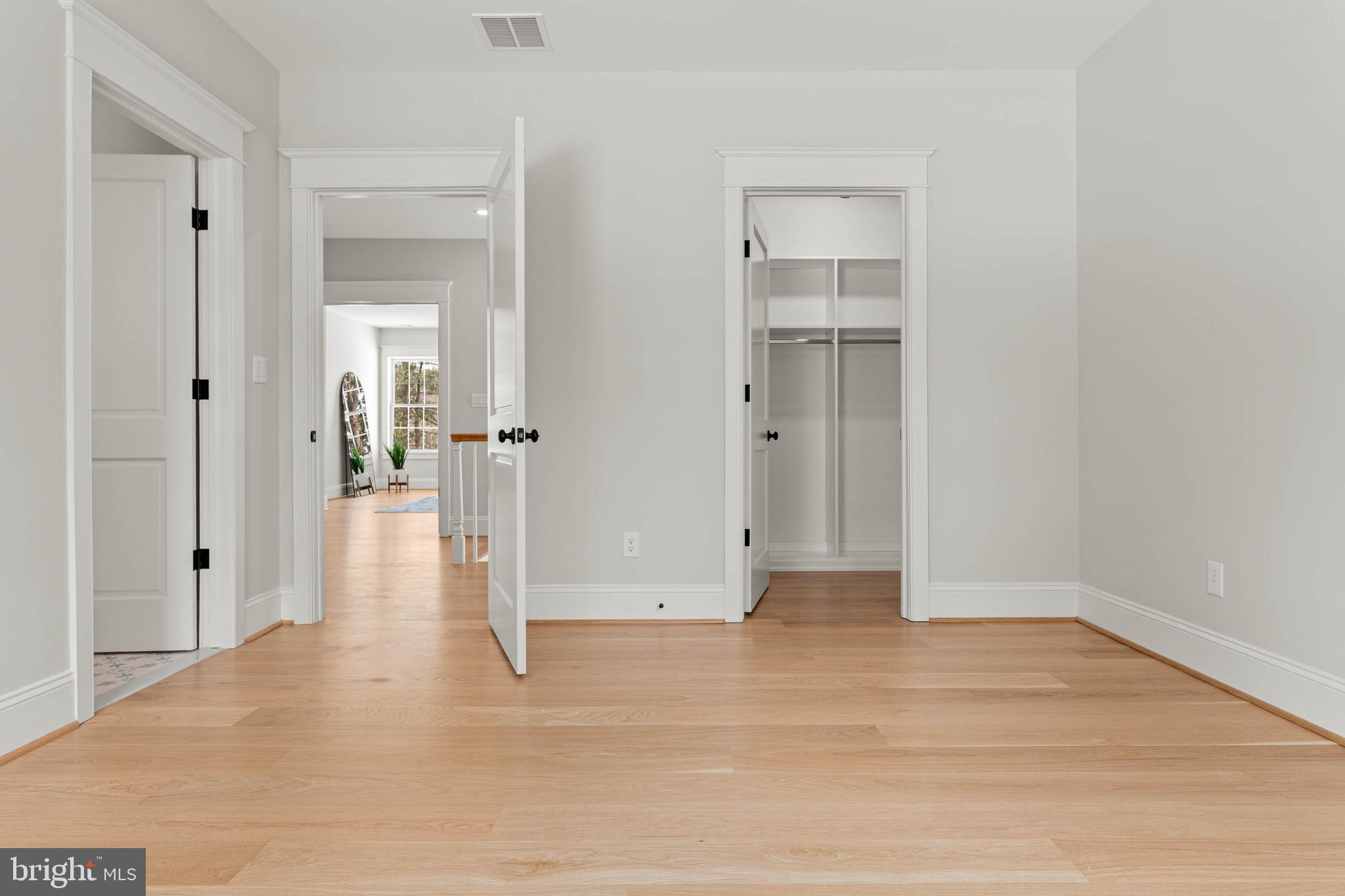 LEOPARD LAKES - Residential