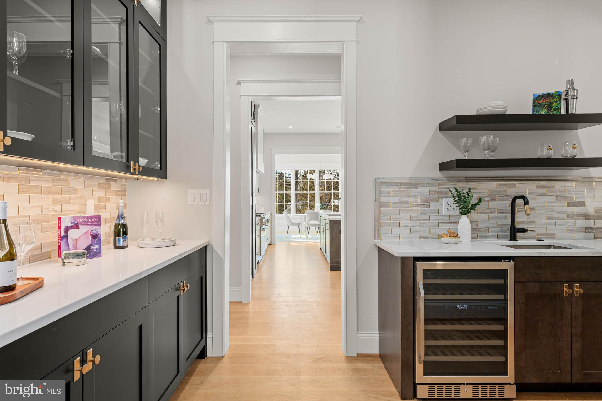 LEOPARD LAKES - Residential