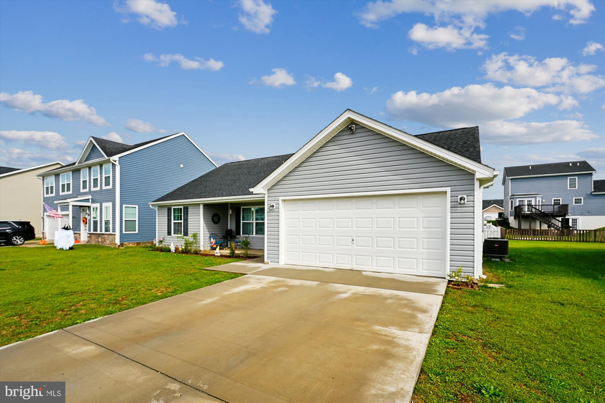 RED HILL - Residential