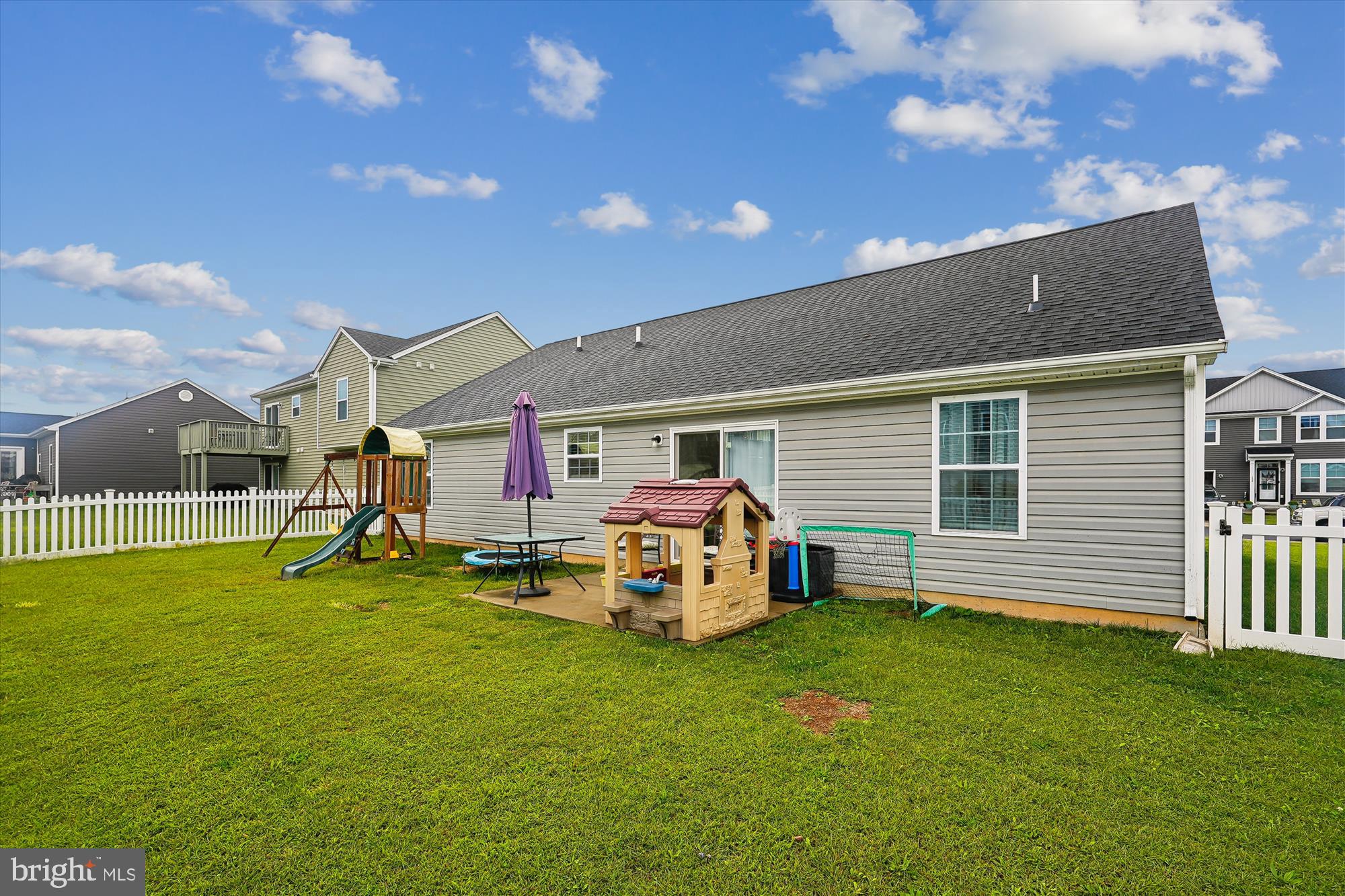 RED HILL - Residential