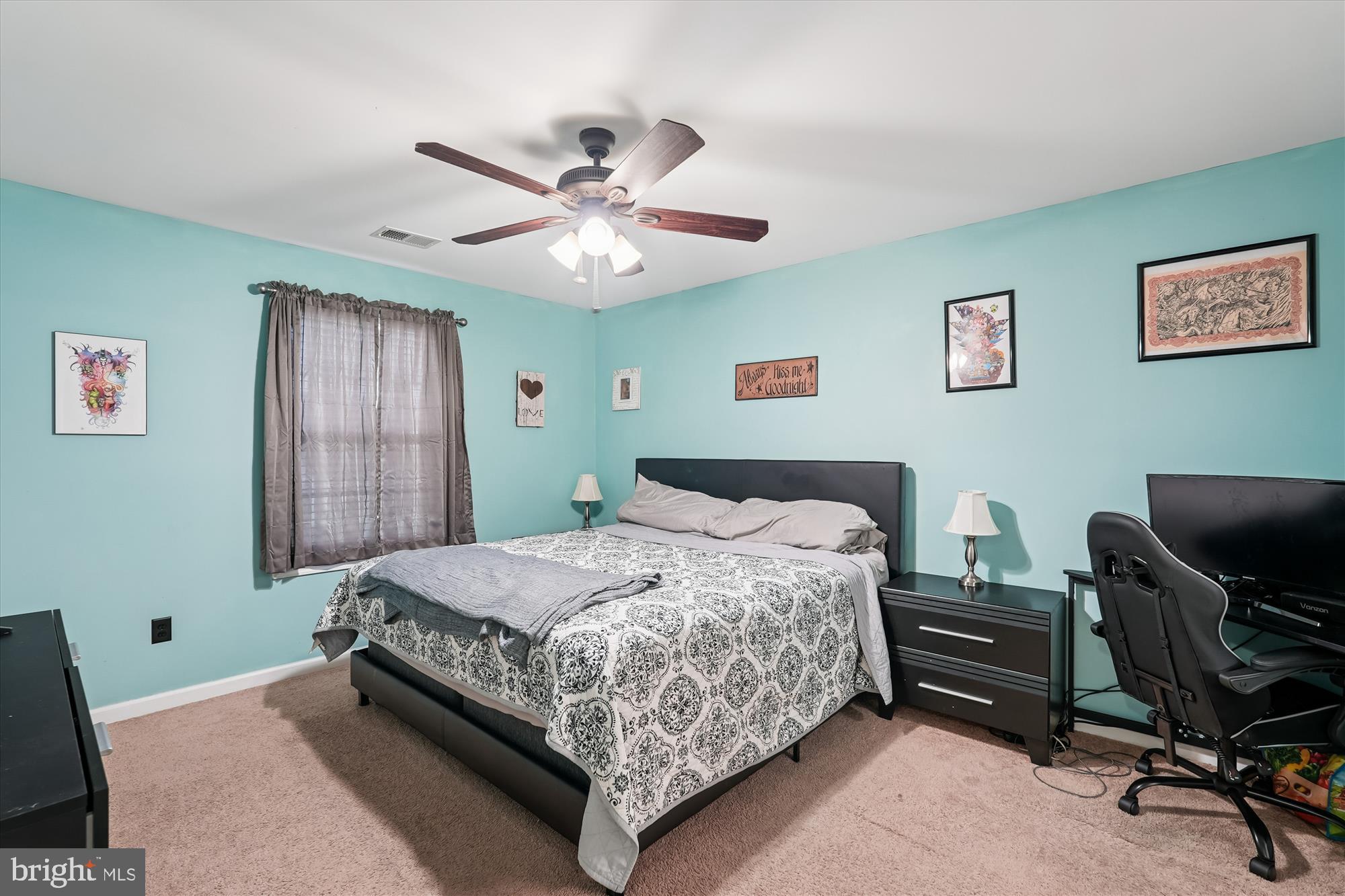 RED HILL - Residential