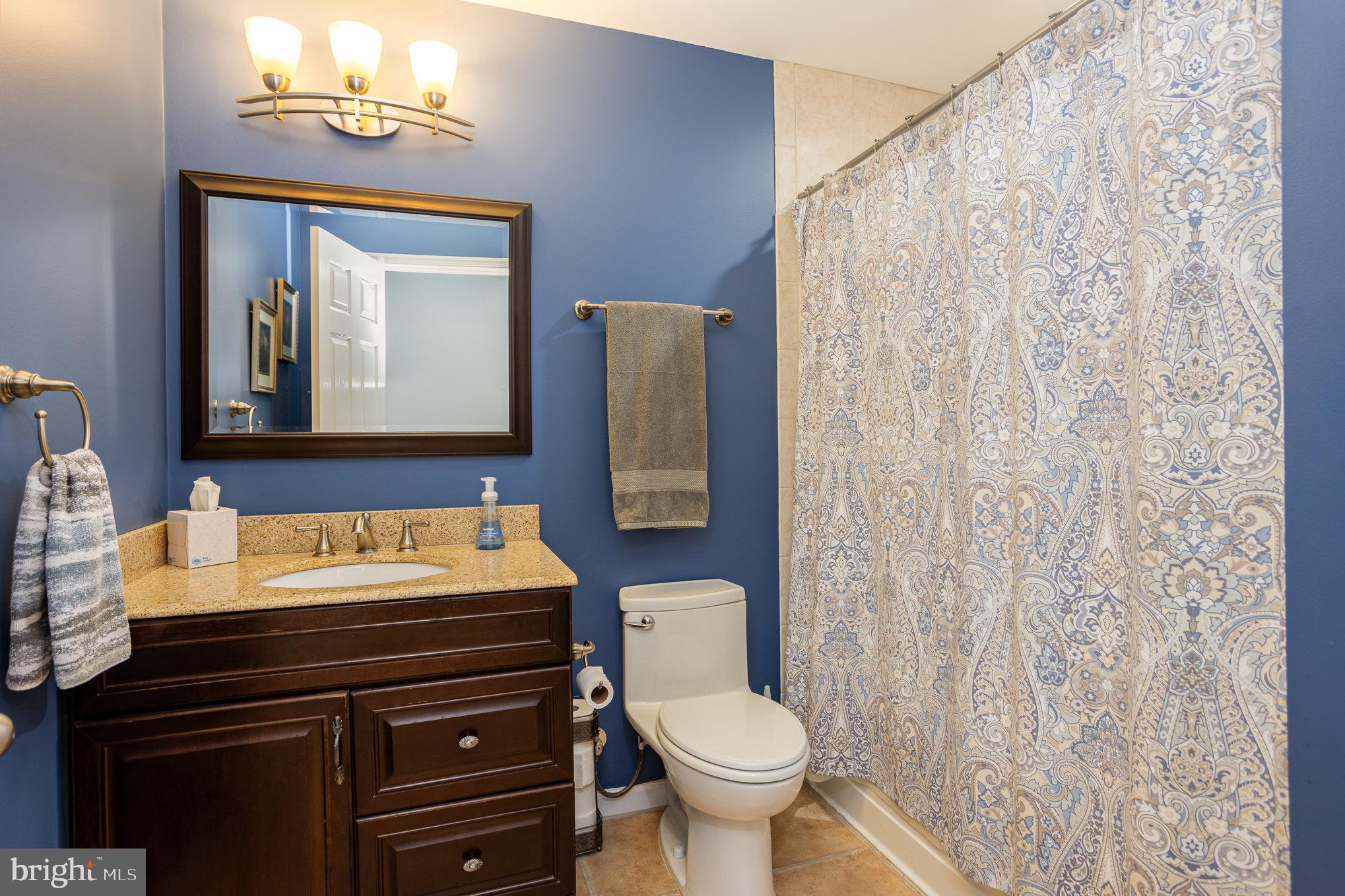 SADDLE RIDGE - Residential