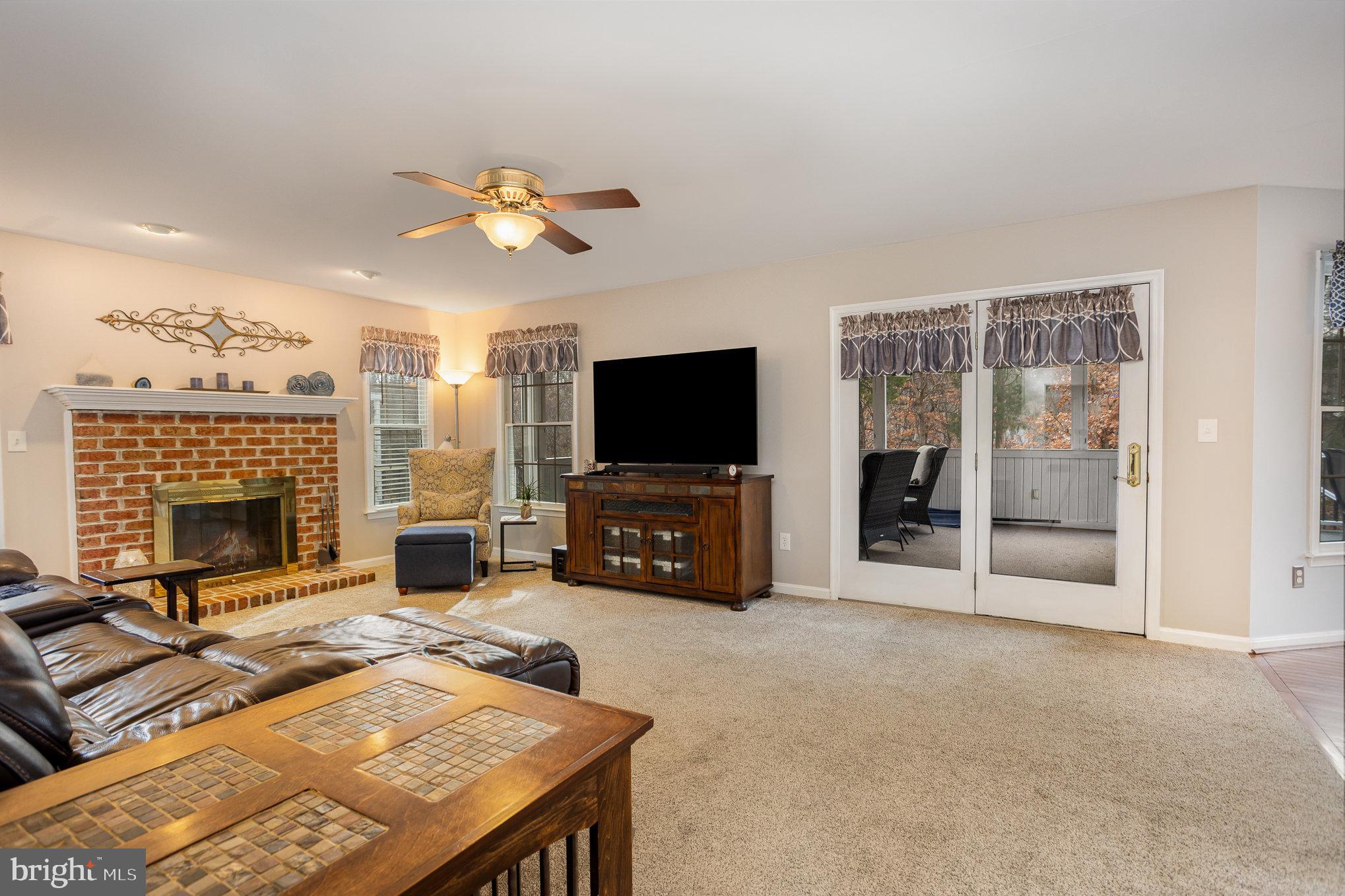 SADDLE RIDGE - Residential