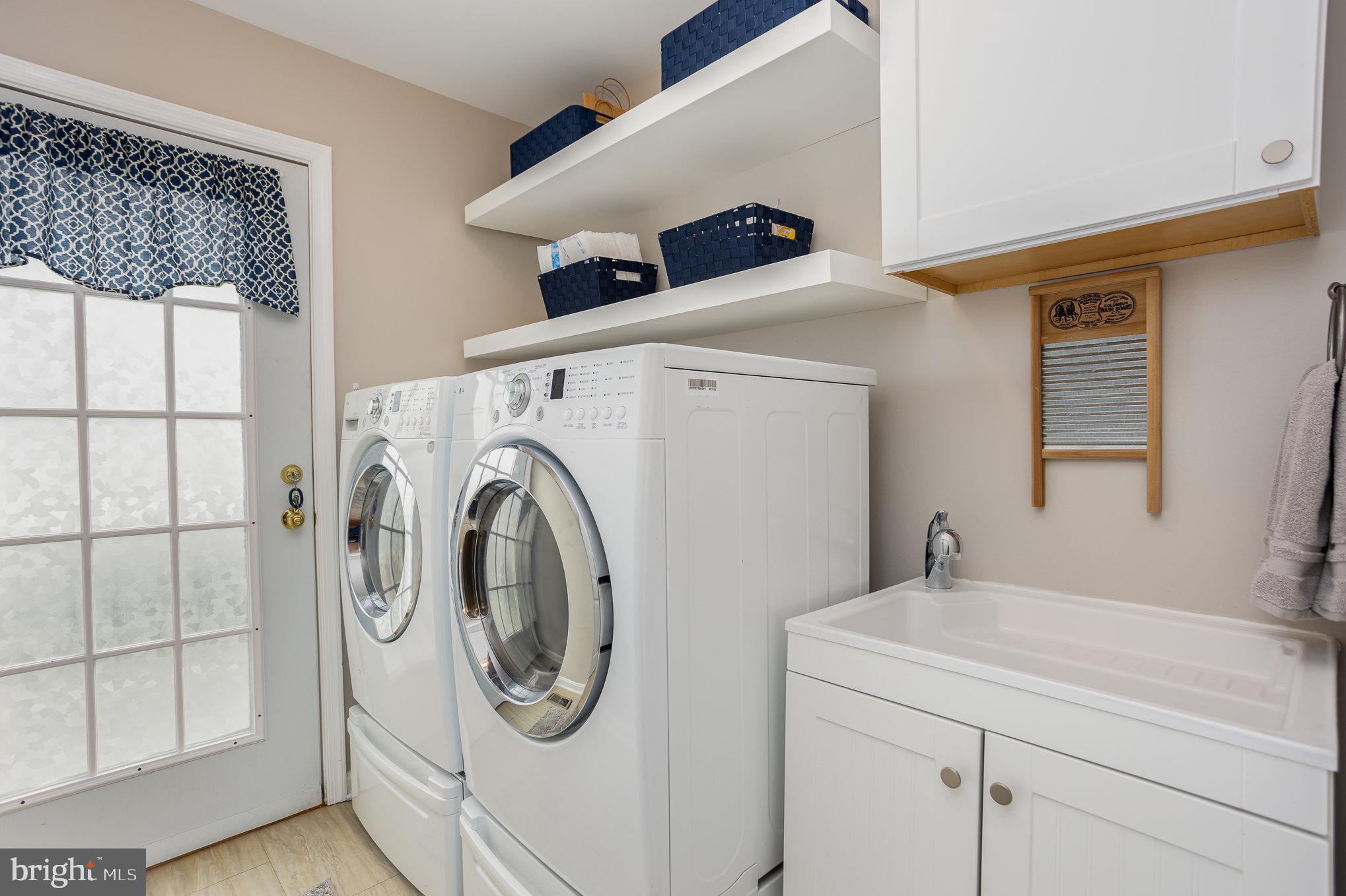 SADDLE RIDGE - Residential