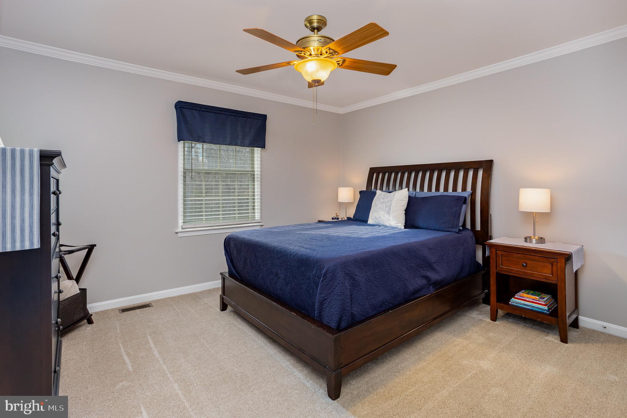 SADDLE RIDGE - Residential