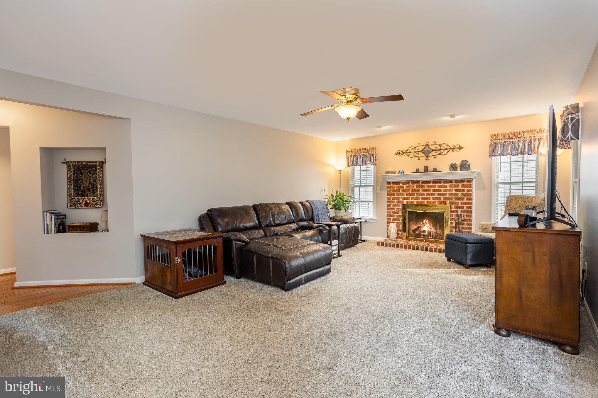 SADDLE RIDGE - Residential