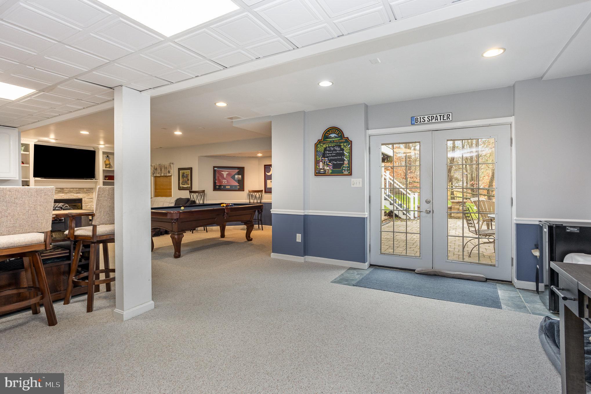 SADDLE RIDGE - Residential