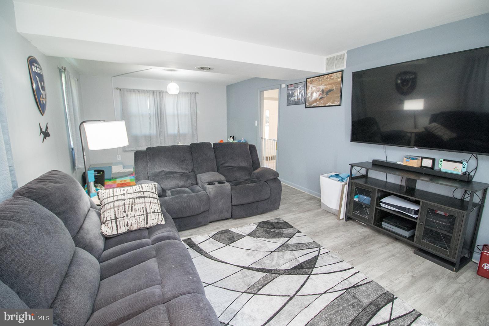 23040 TOWN CREEK DRIVE