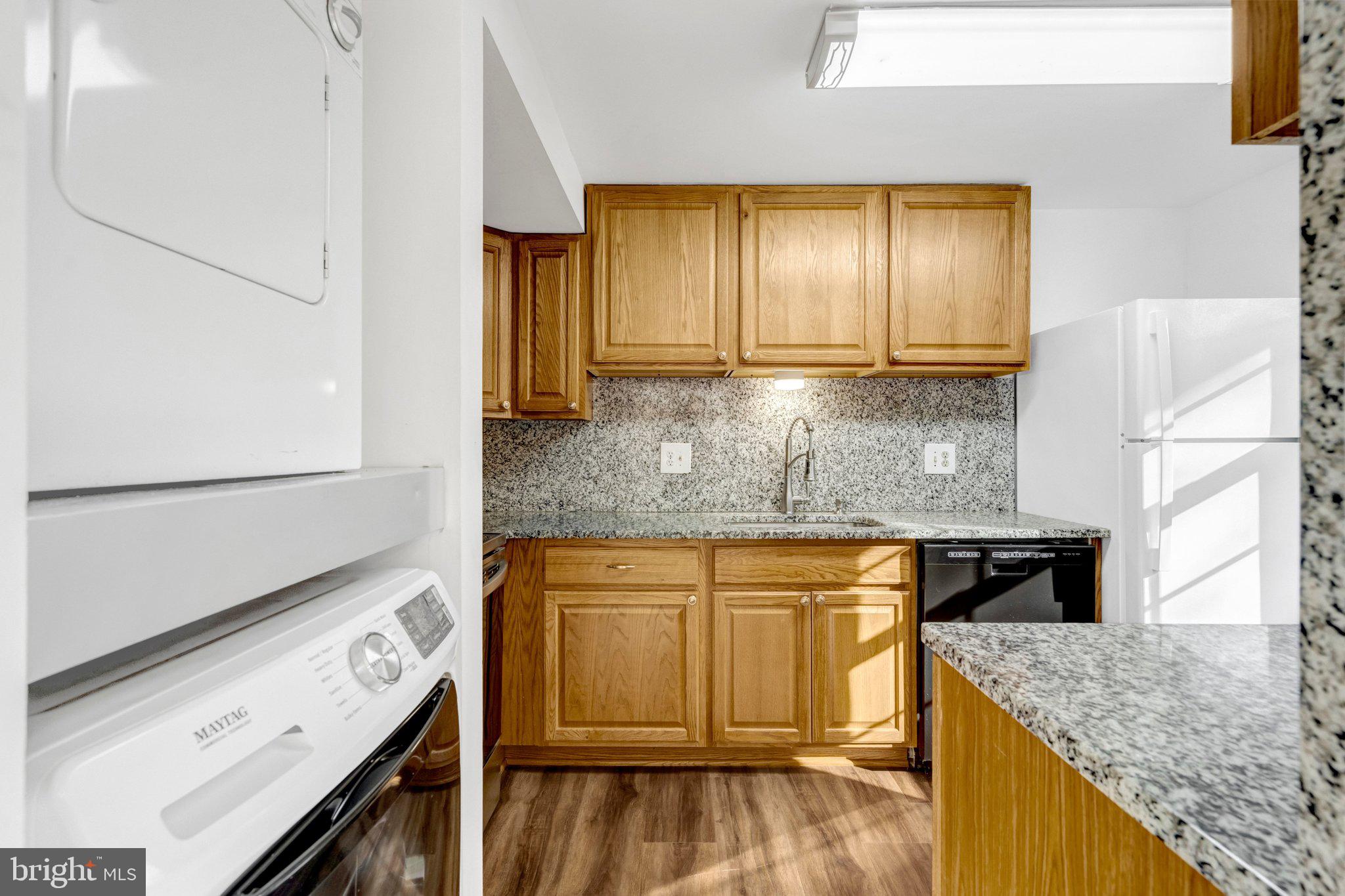 GEORGIAN HAMLET - Residential