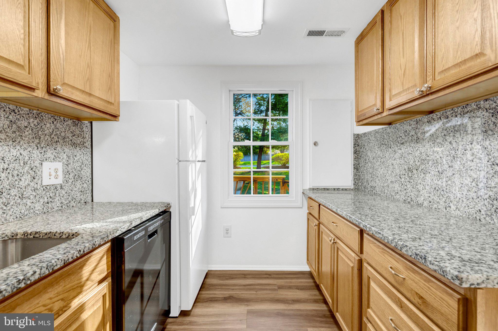 GEORGIAN HAMLET - Residential