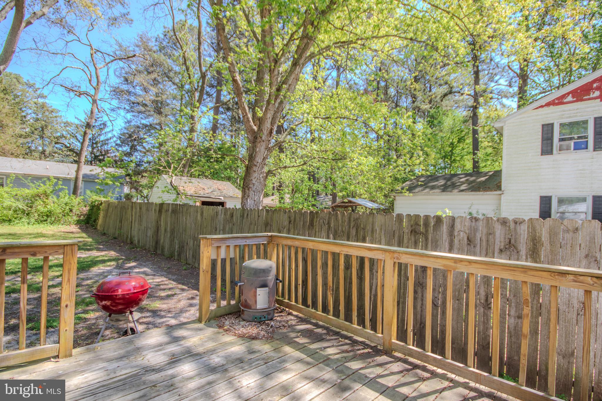 LAKEWOOD - Residential