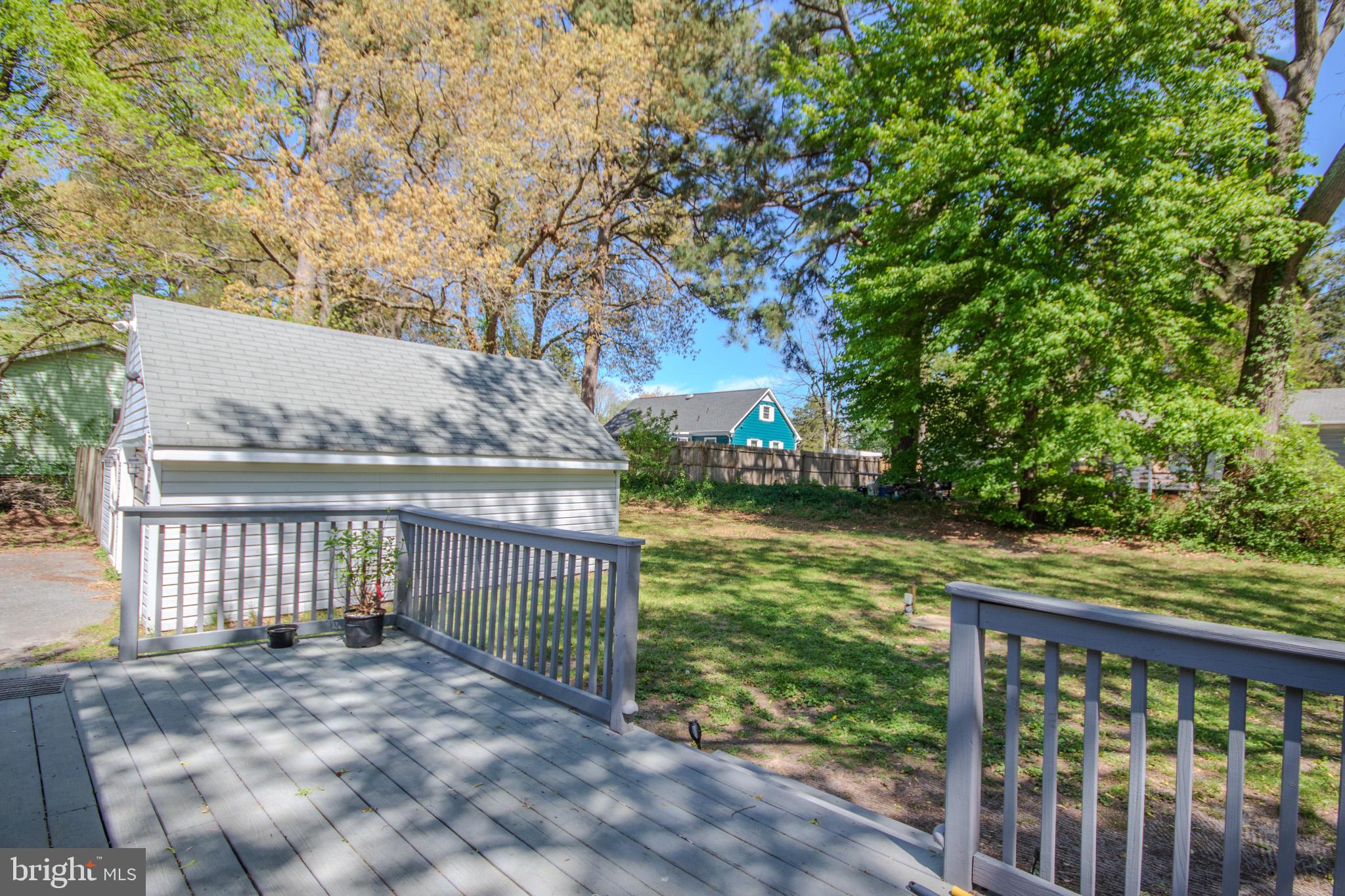 LAKEWOOD - Residential