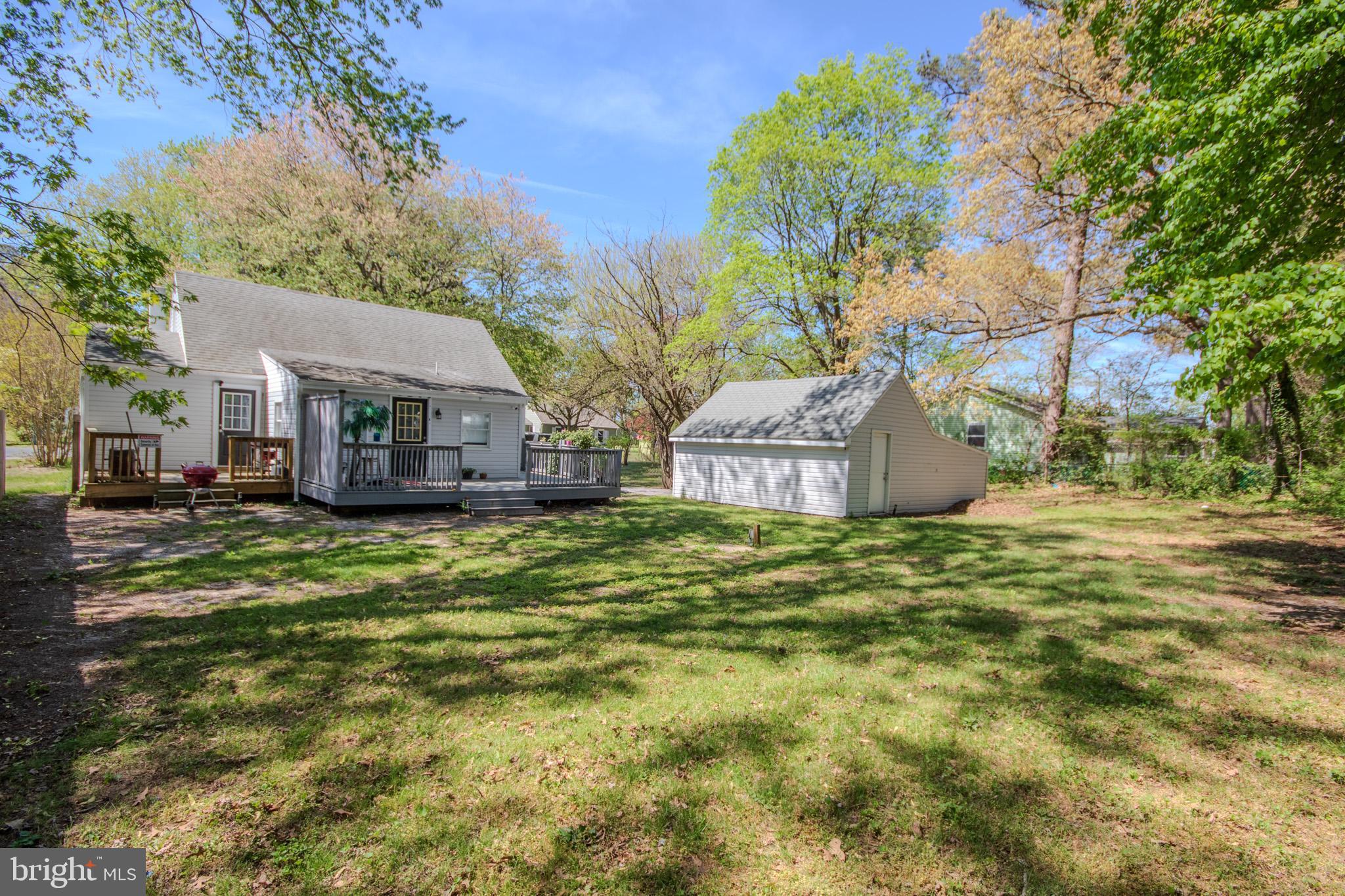 LAKEWOOD - Residential