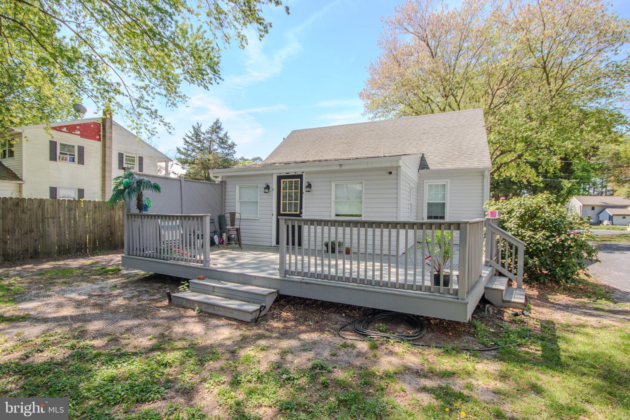 LAKEWOOD - Residential