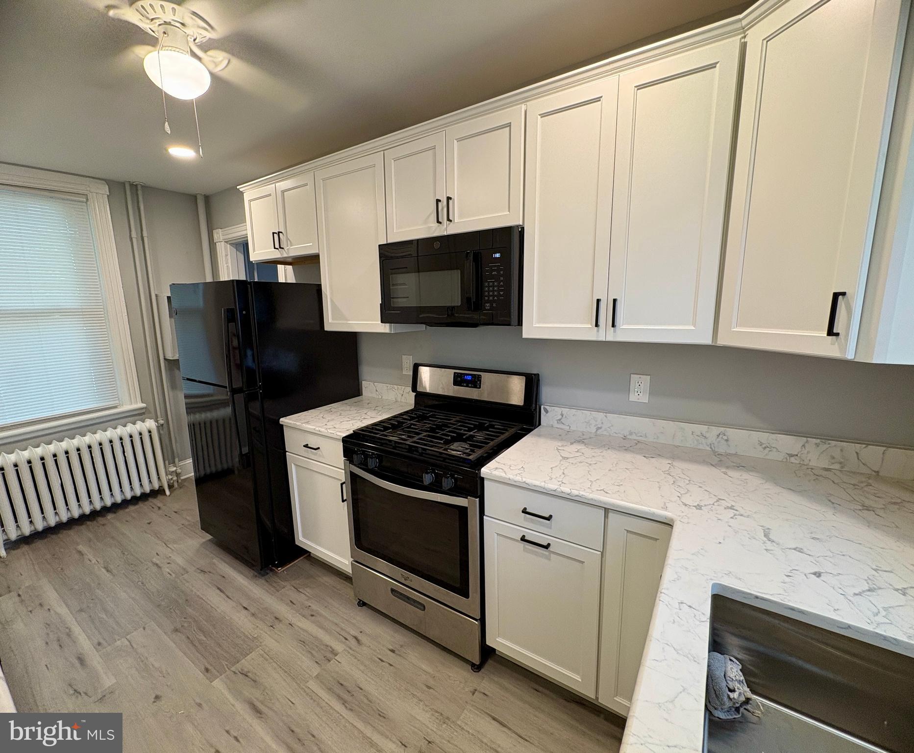 735 MORGAN AVENUE FIRST FLOOR