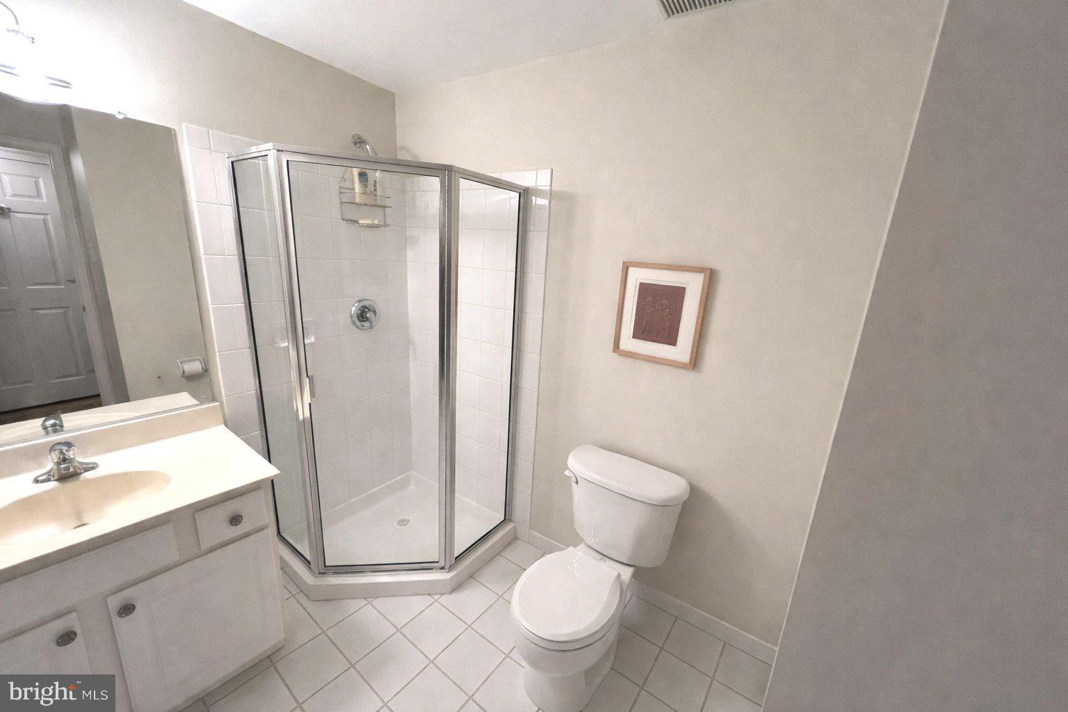 SALEM MANOR - Residential