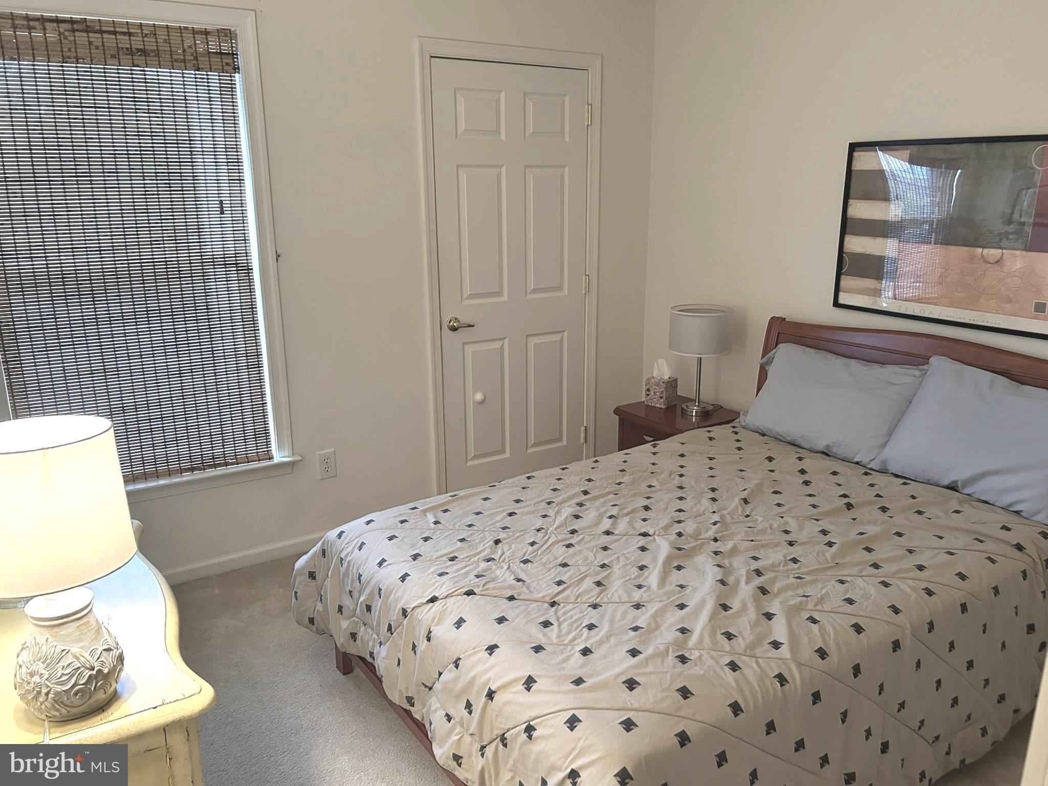 SALEM MANOR - Residential