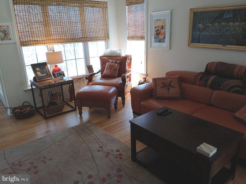 SALEM MANOR - Residential