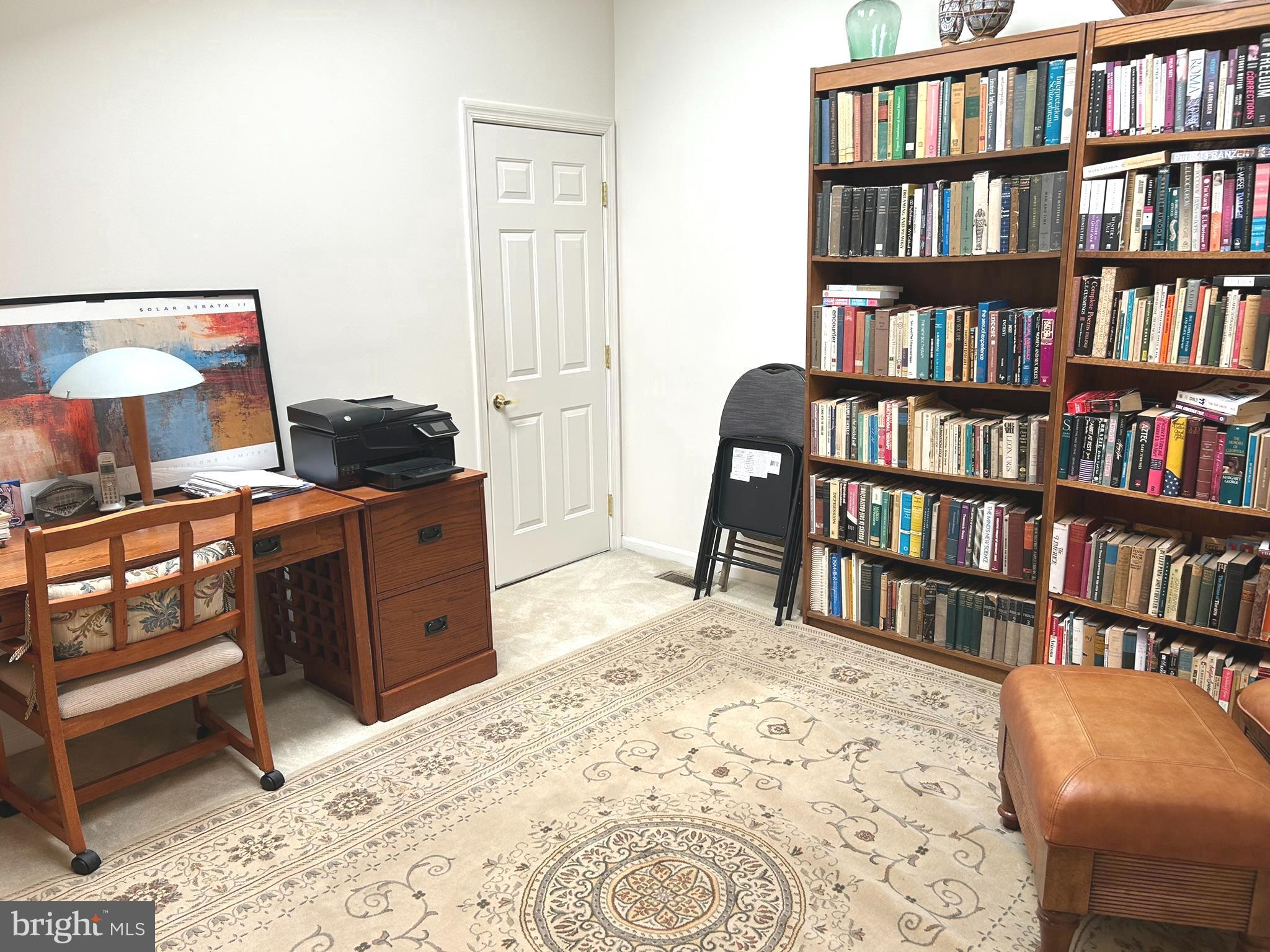 SALEM MANOR - Residential