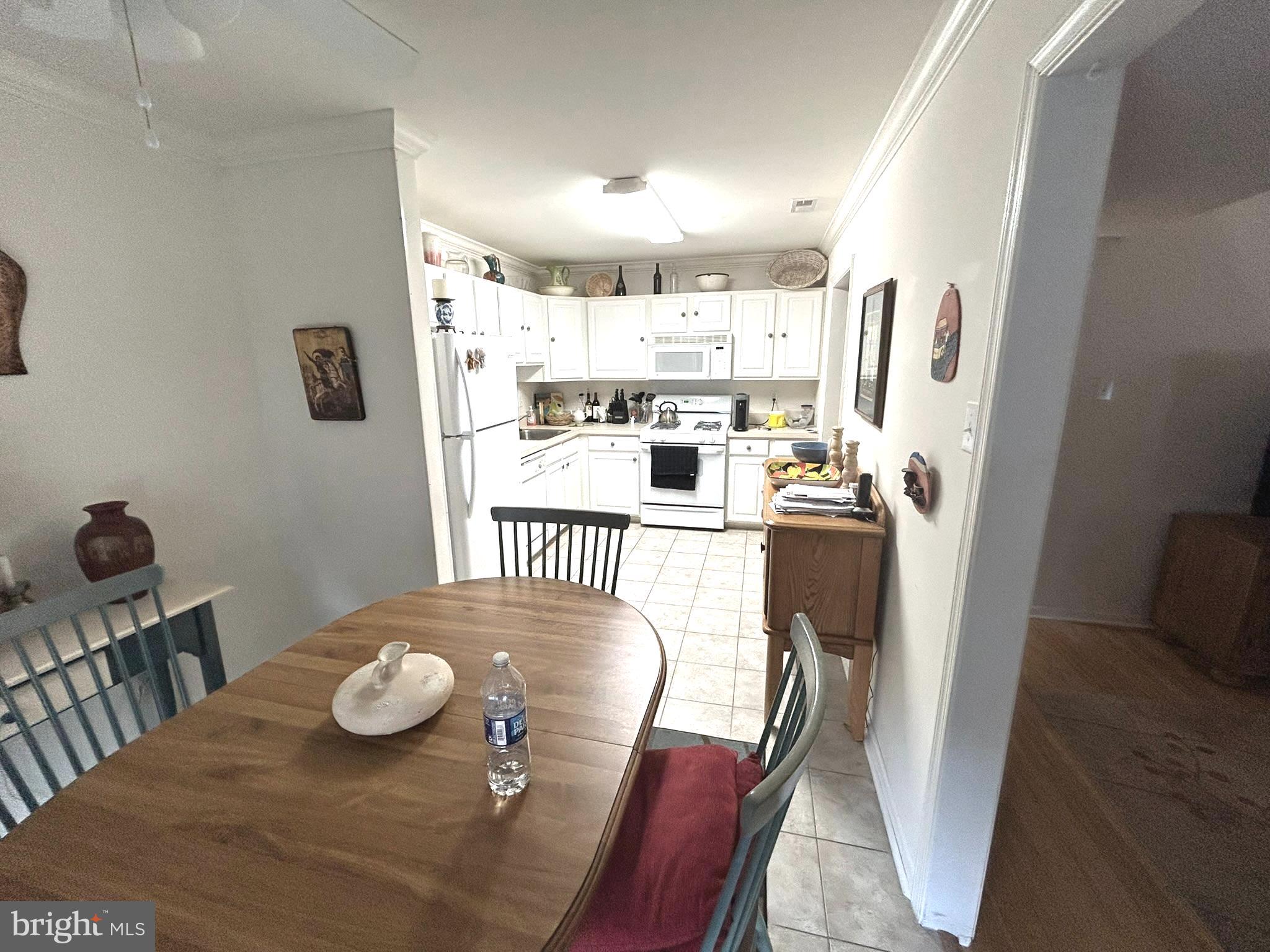 SALEM MANOR - Residential