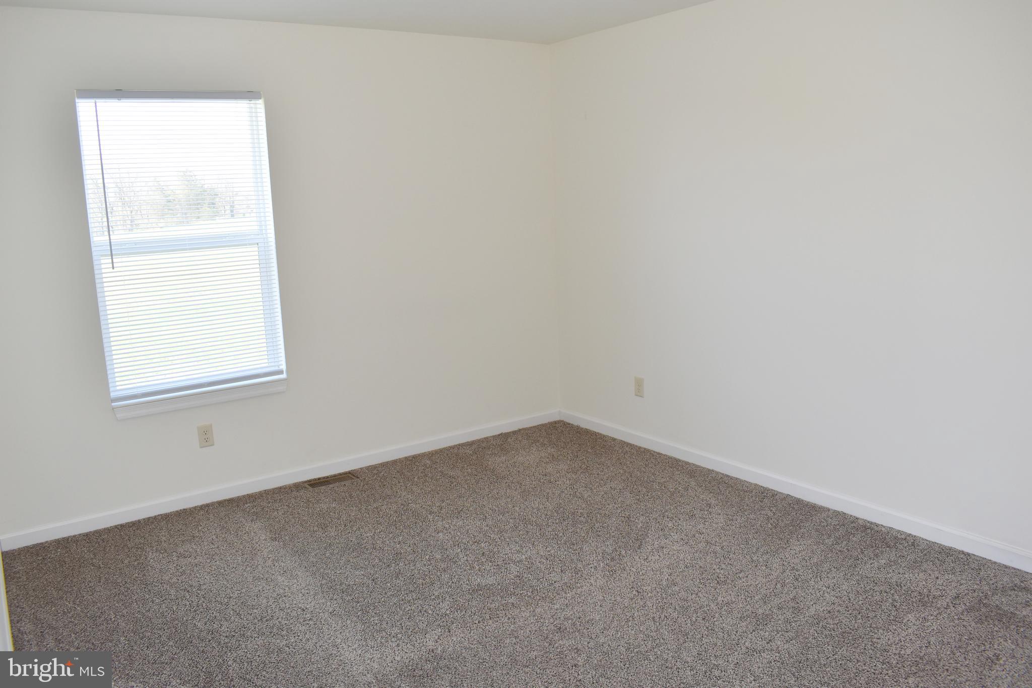 MILL CREEK ACRES - Residential