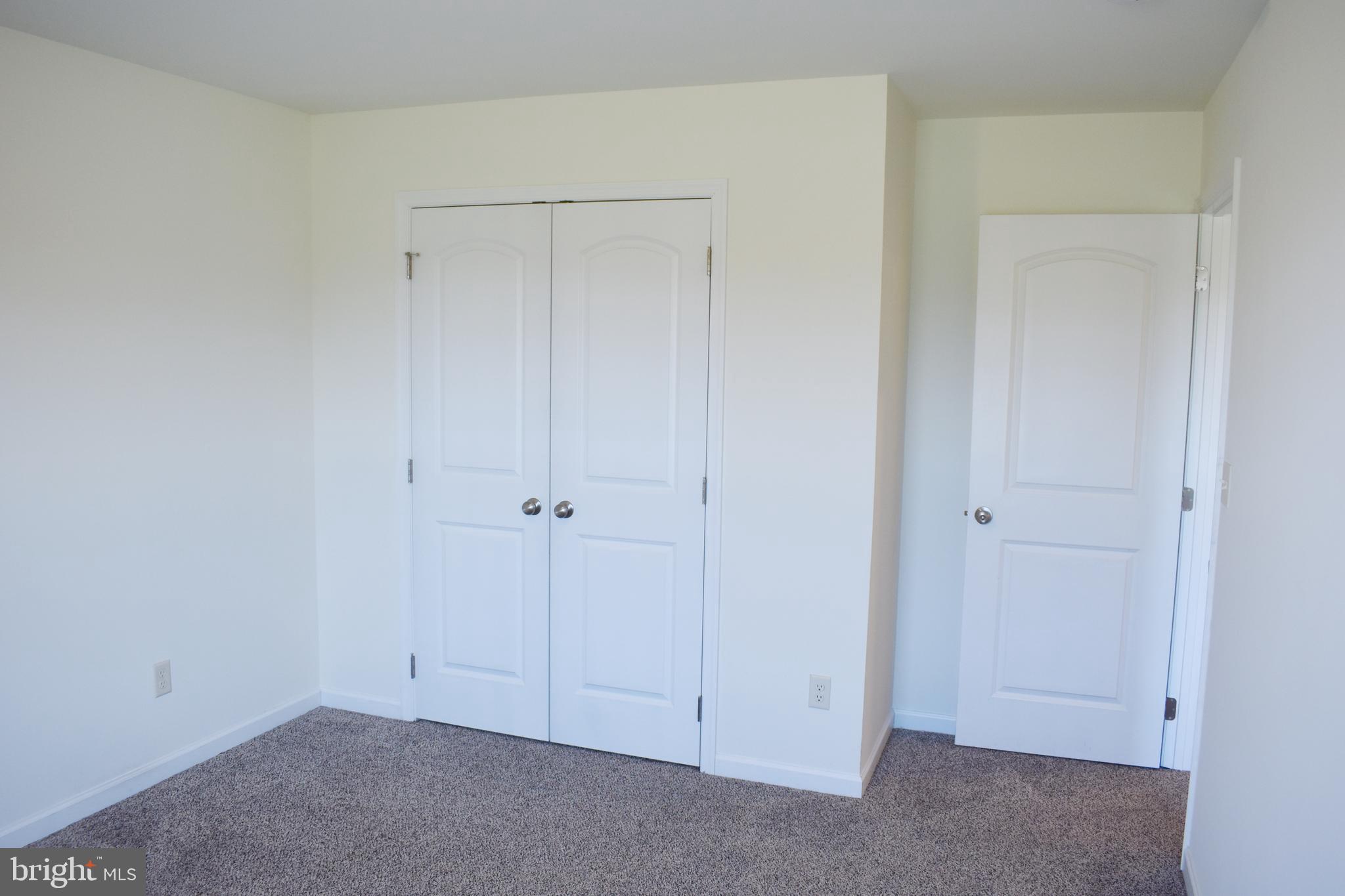 MILL CREEK ACRES - Residential