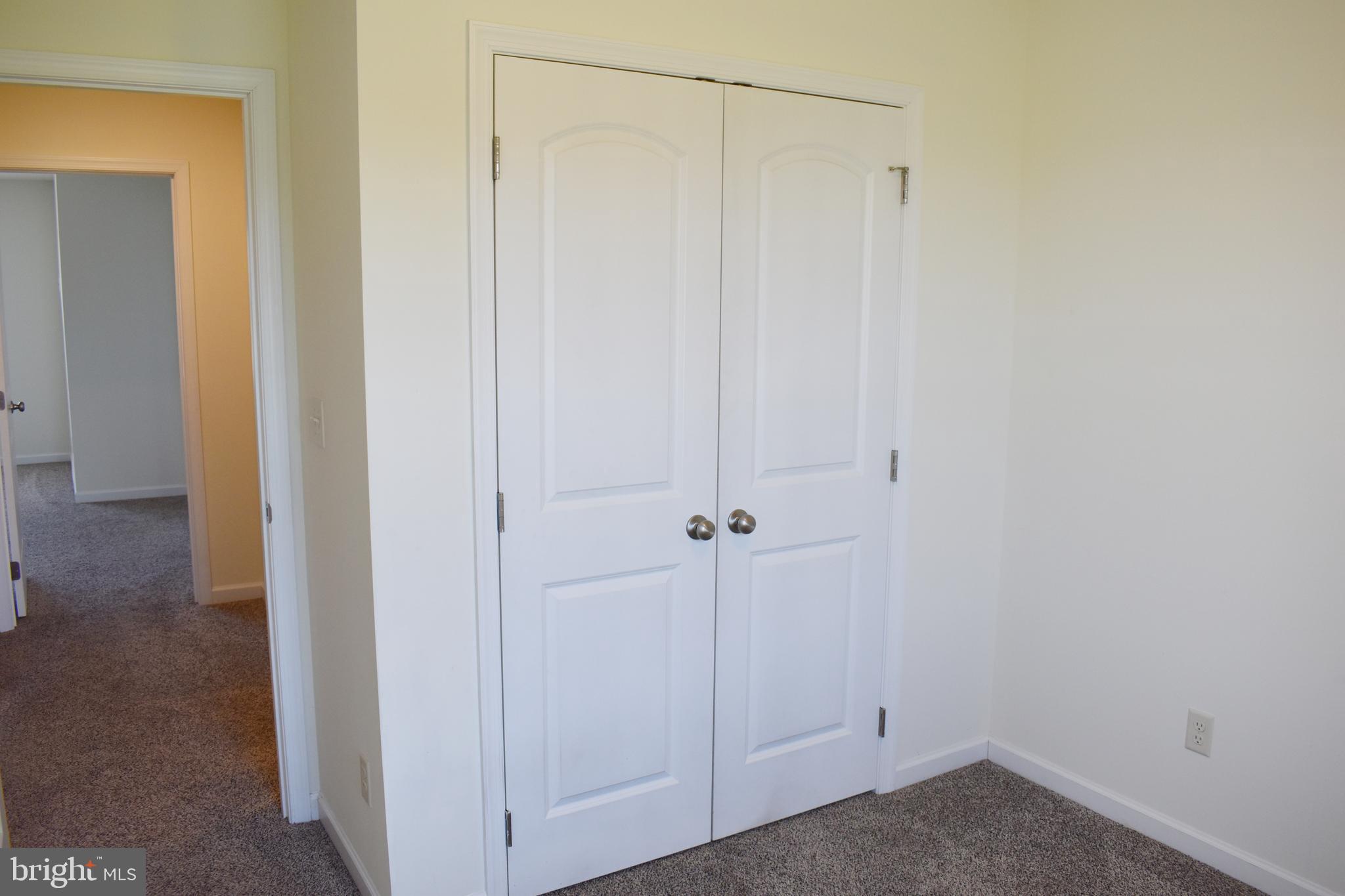 MILL CREEK ACRES - Residential