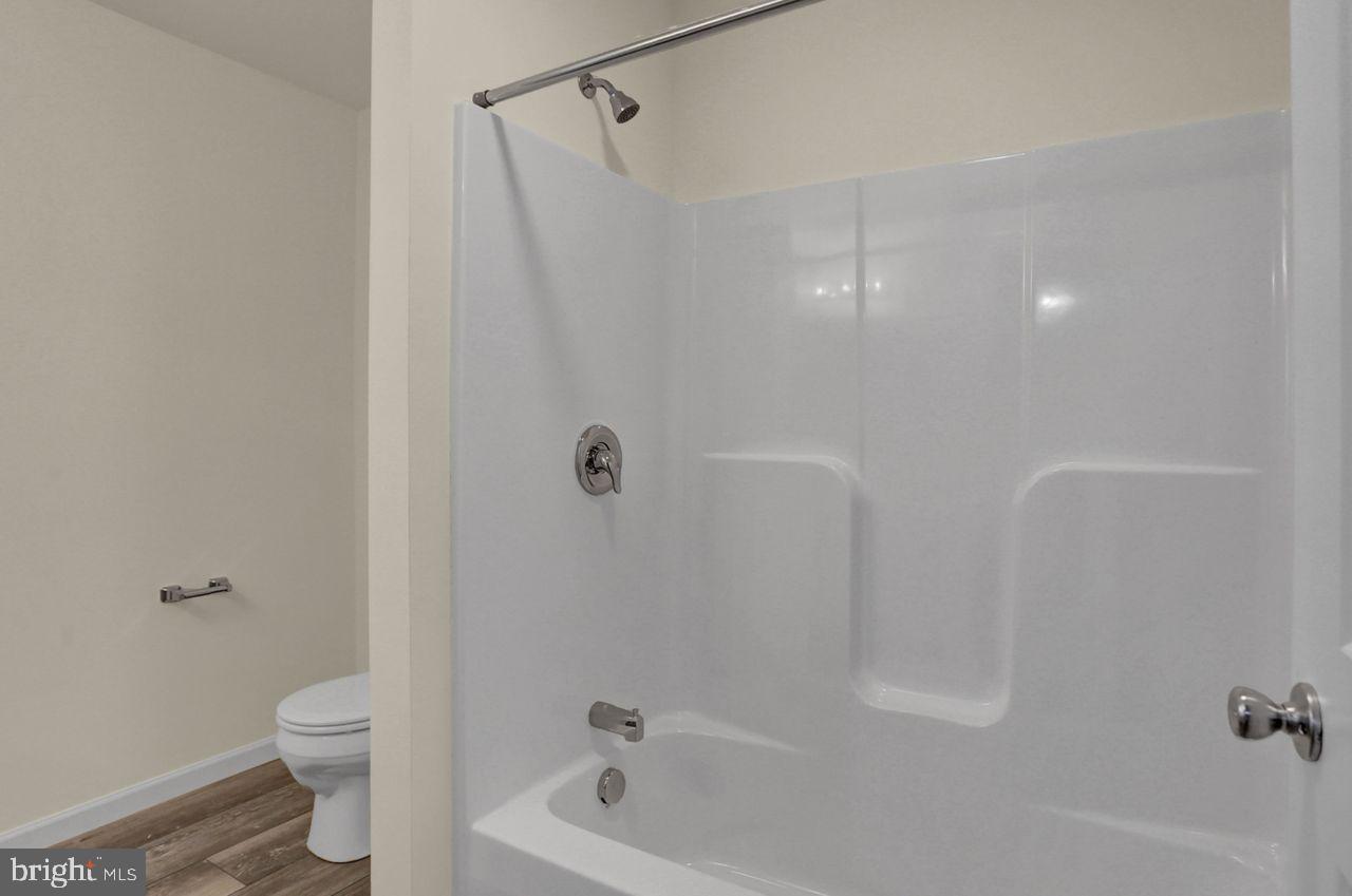 MILL CREEK ACRES - Residential