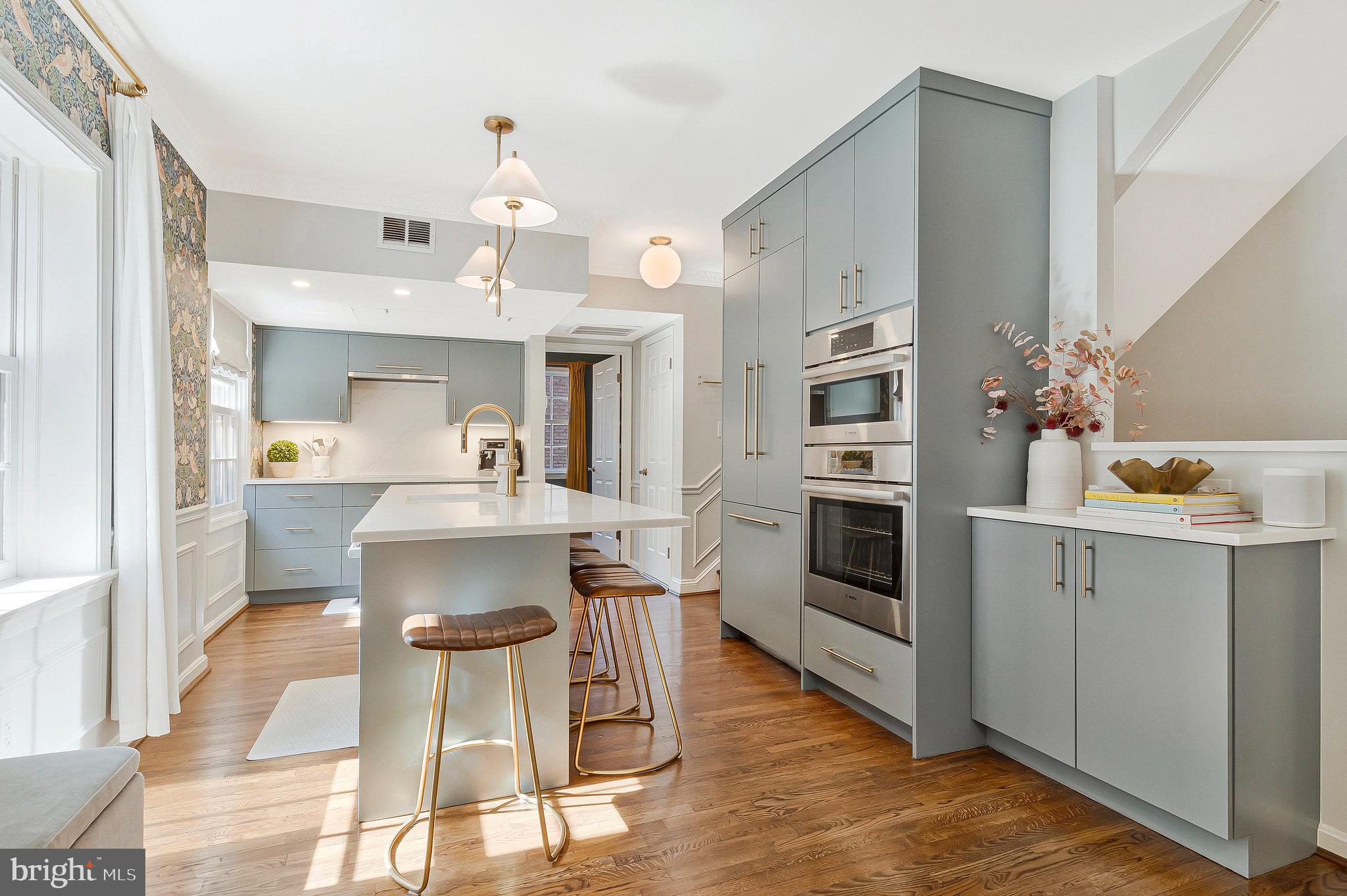 200 JUSTICE COURT NE 39