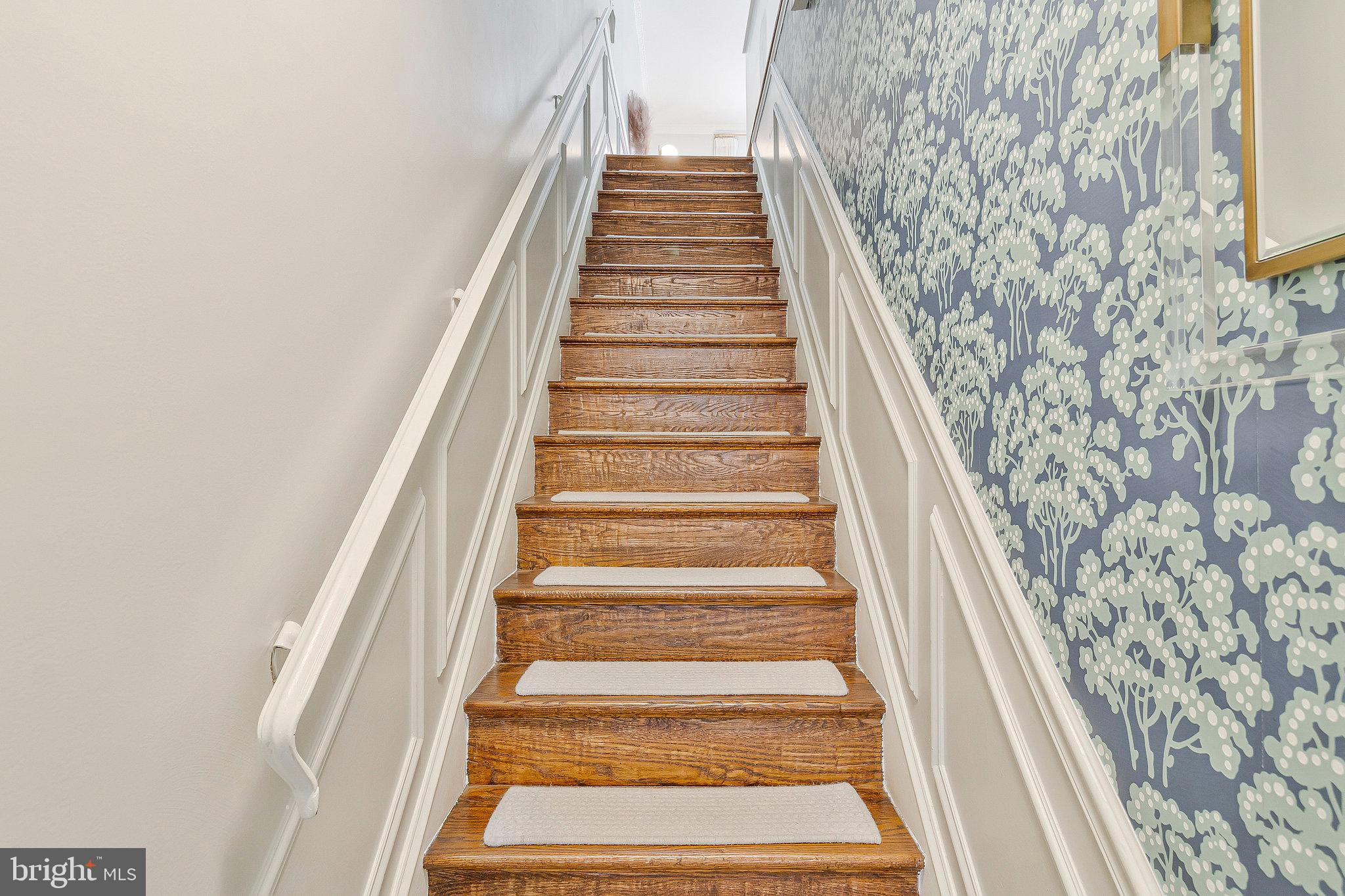 CAPITOL HILL - Residential