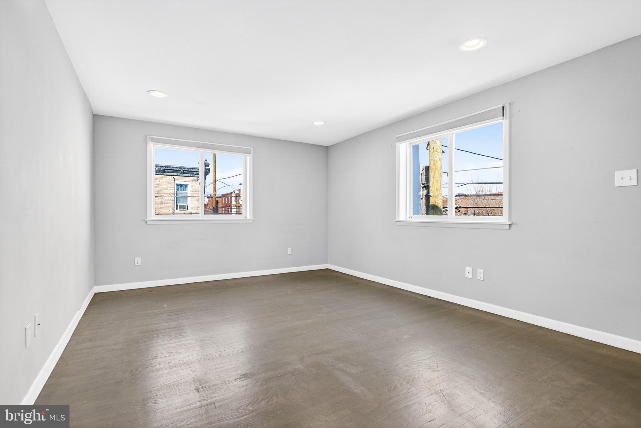 2579 MEMPHIS STREET 2