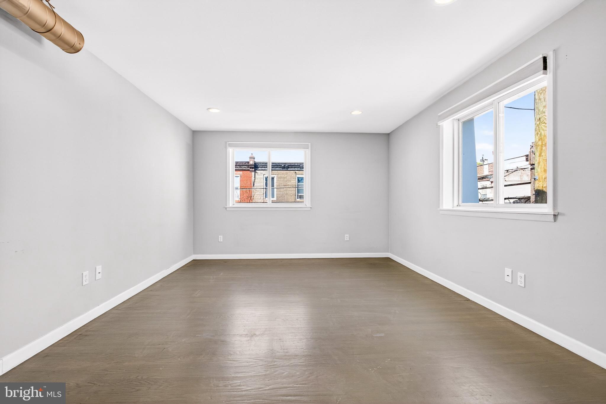 2579 MEMPHIS STREET 2