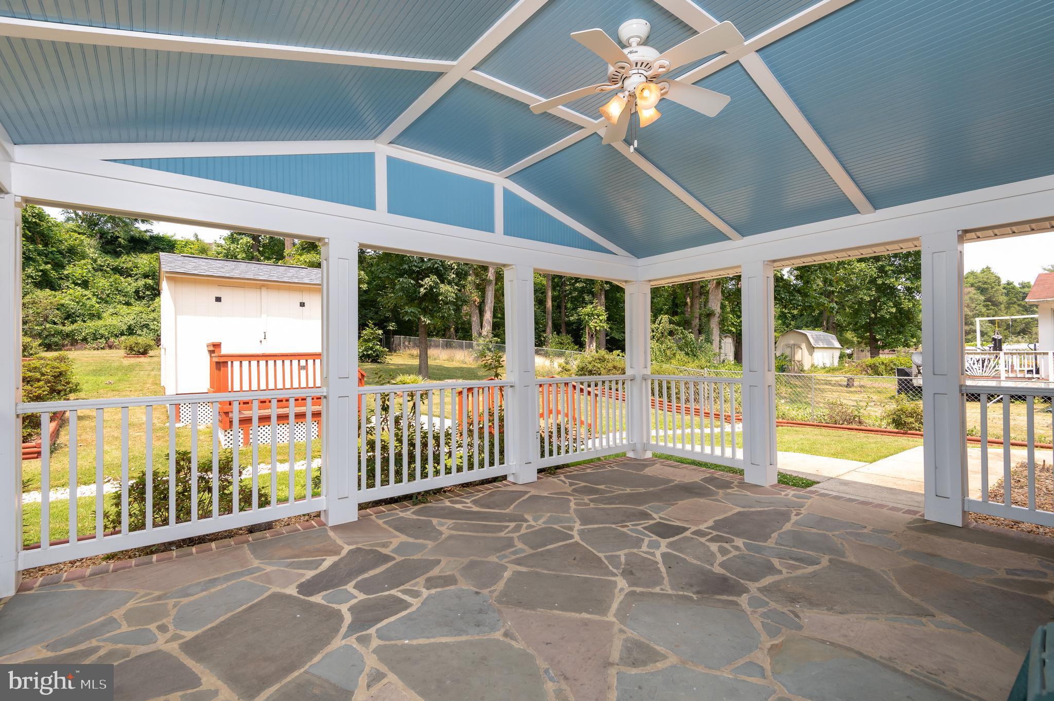 NORTH SPRINGFIELD - Residential