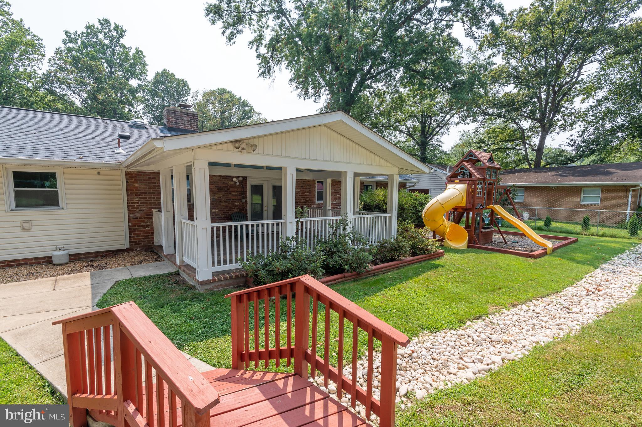 NORTH SPRINGFIELD - Residential