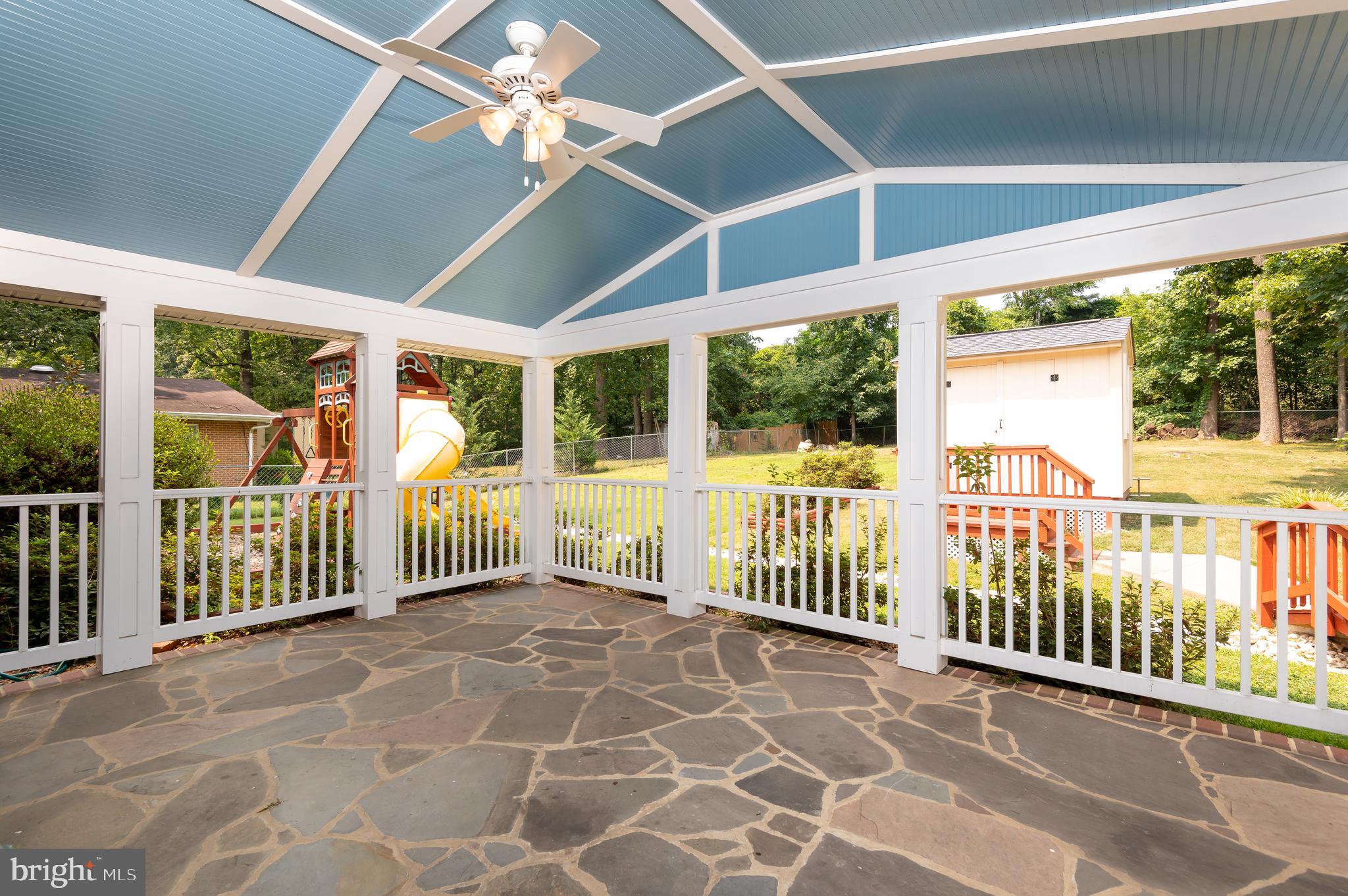 NORTH SPRINGFIELD - Residential