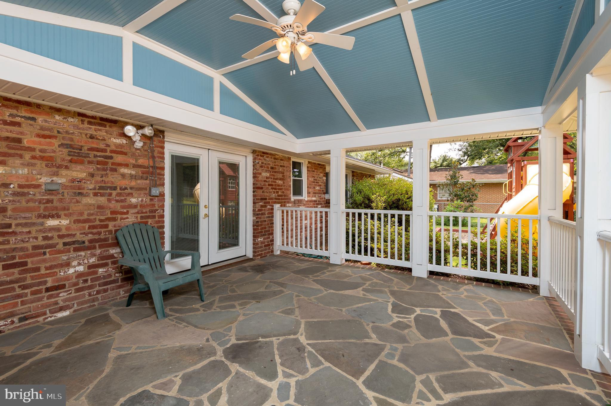 NORTH SPRINGFIELD - Residential