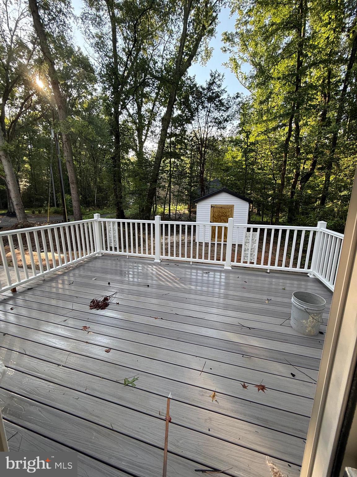 105 CIRCLE LANE