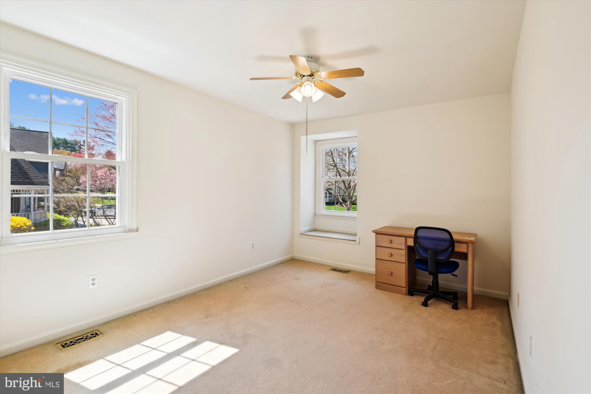 FONT HILL - Residential