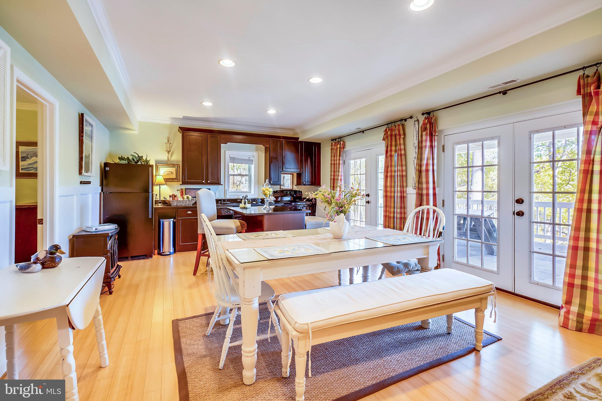 BAY HIGHLANDS - Residential