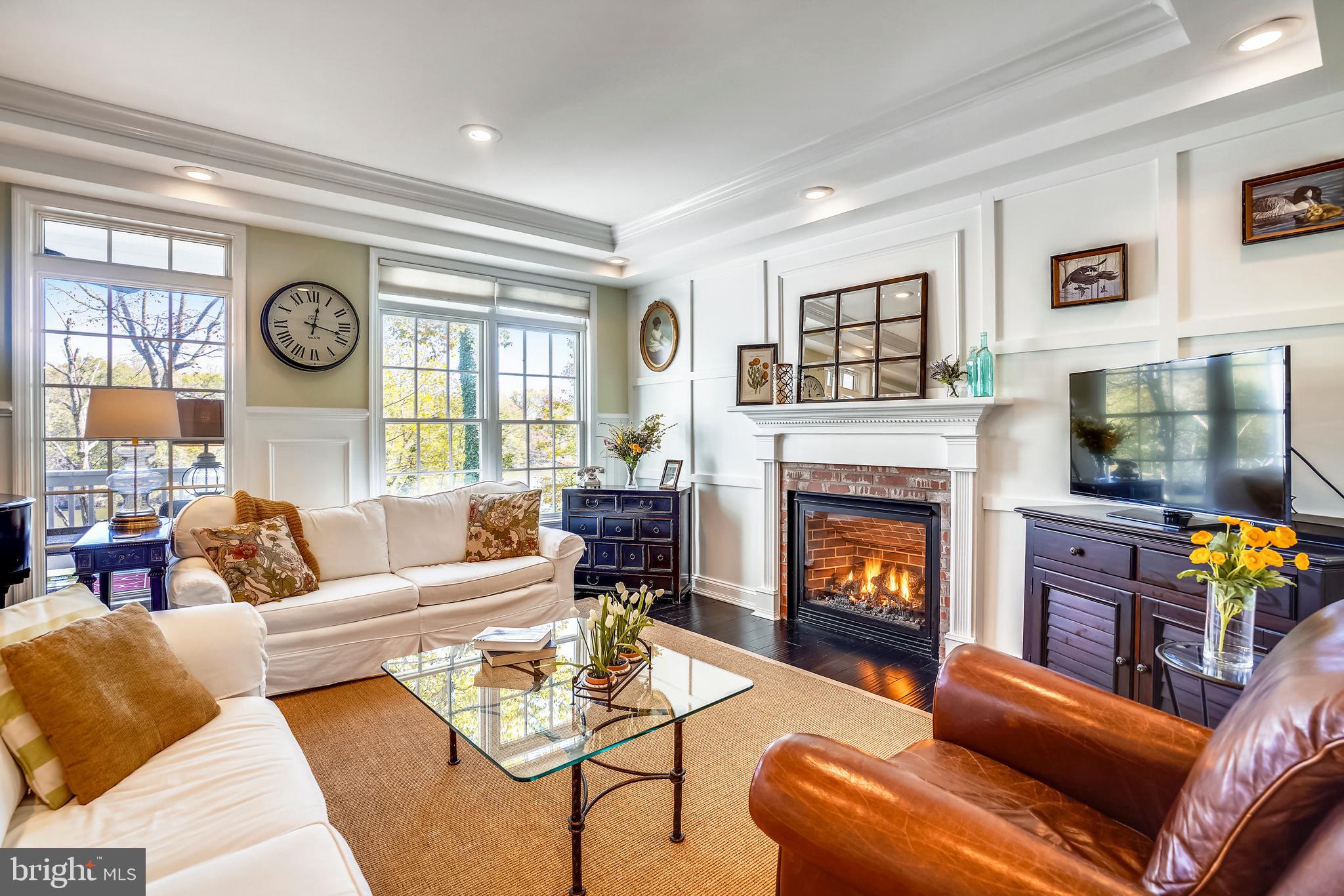 BAY HIGHLANDS - Residential