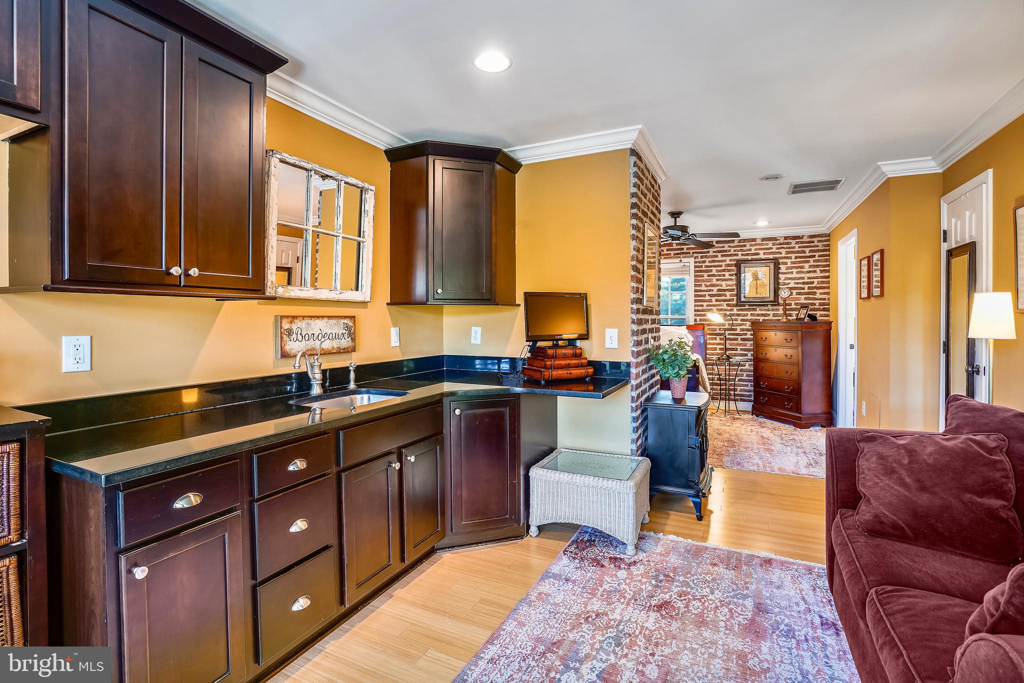 BAY HIGHLANDS - Residential