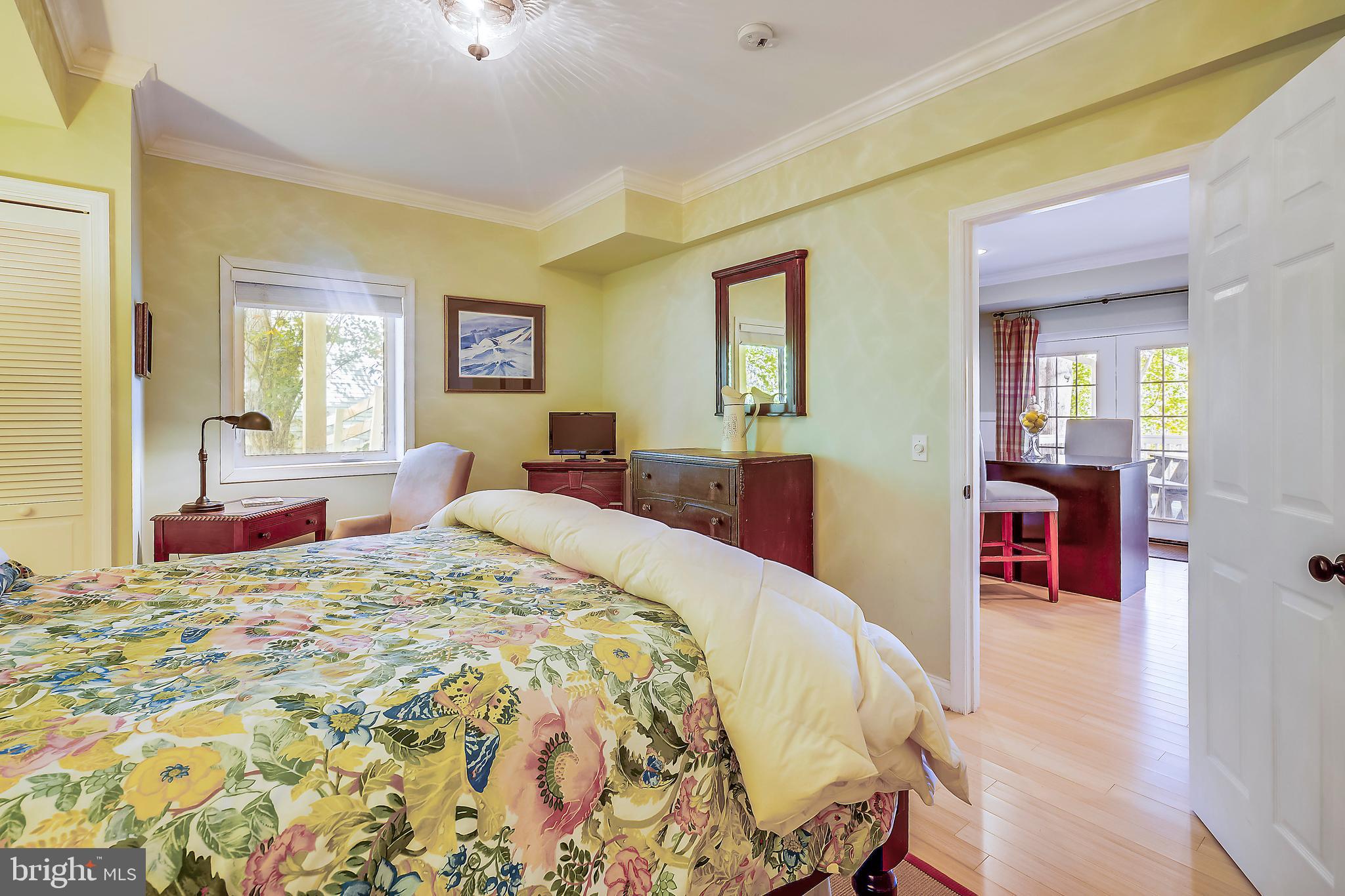 BAY HIGHLANDS - Residential