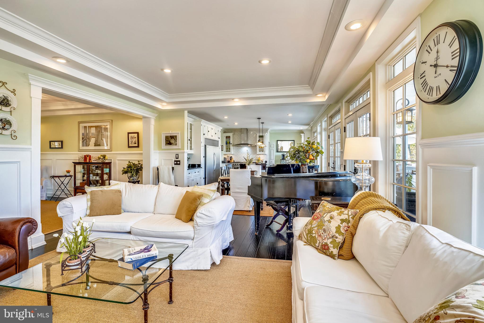 BAY HIGHLANDS - Residential