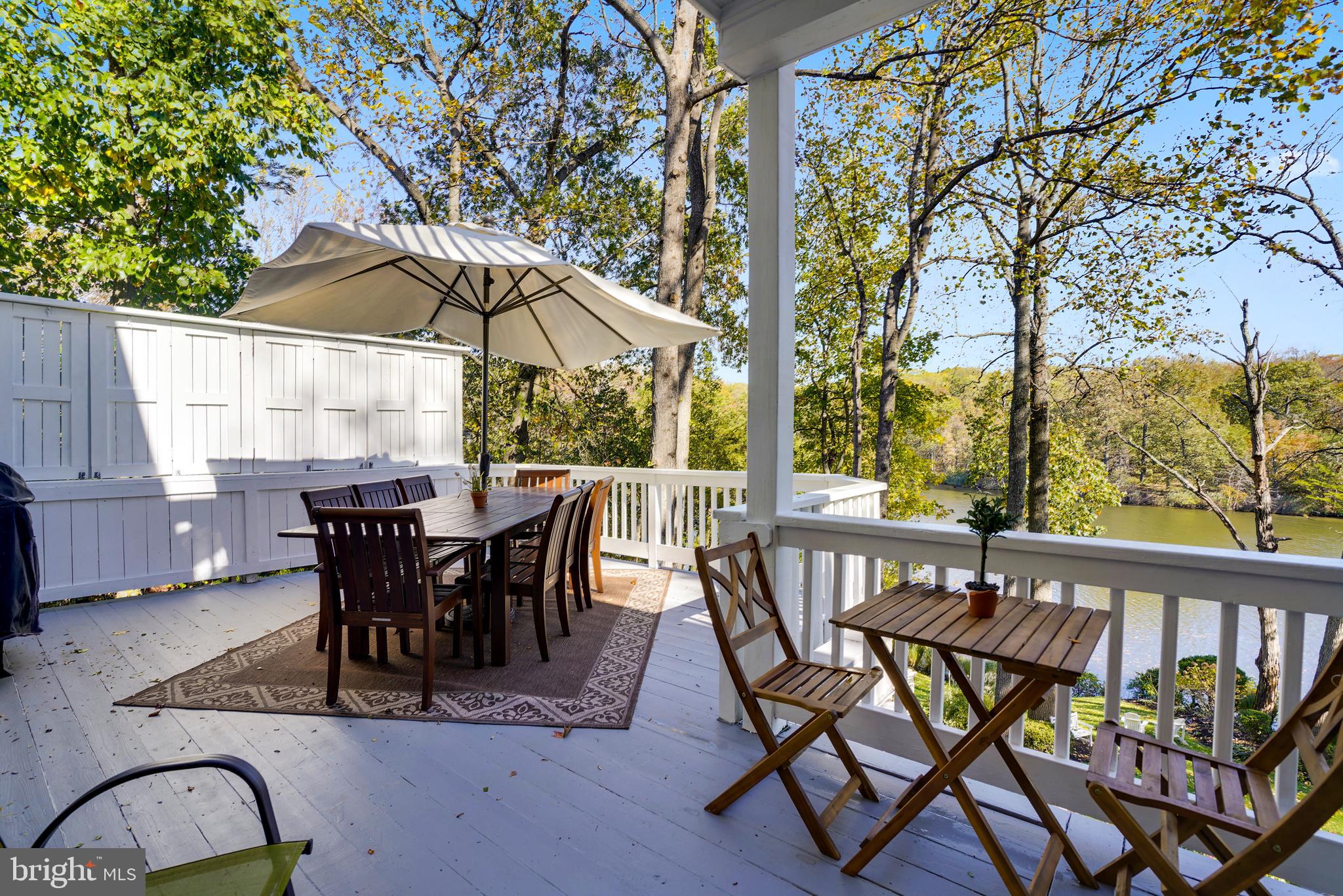 BAY HIGHLANDS - Residential