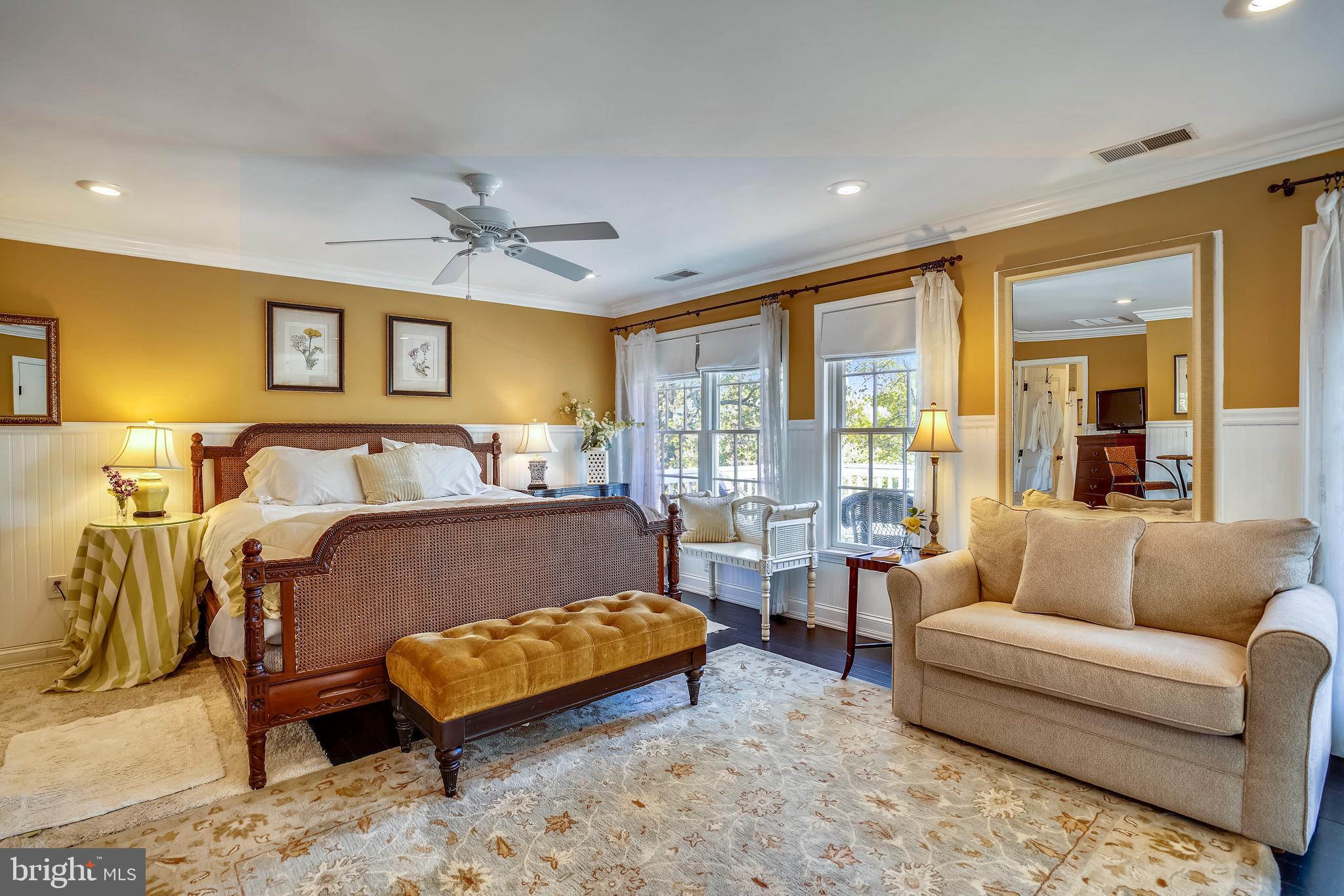 BAY HIGHLANDS - Residential