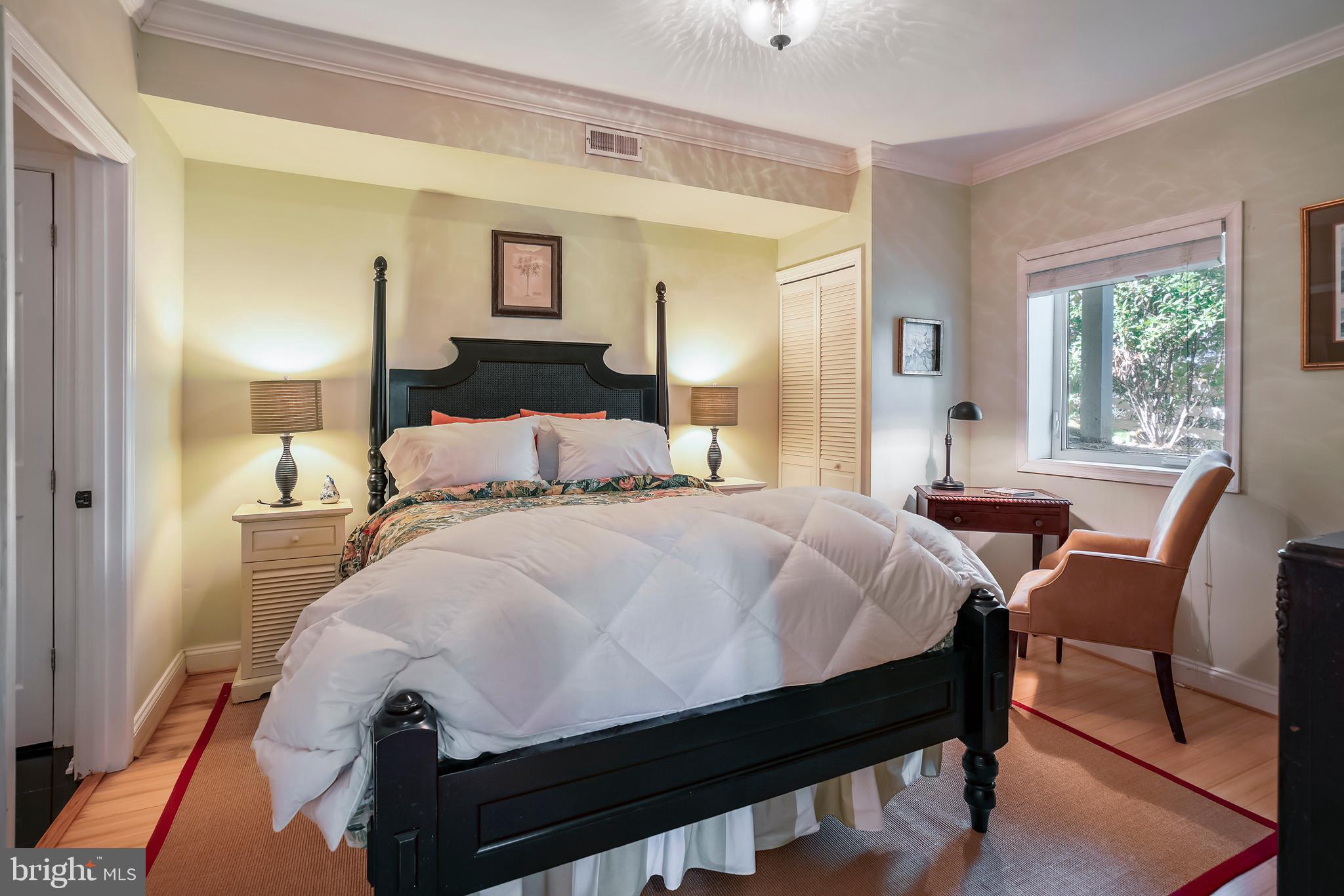 BAY HIGHLANDS - Residential