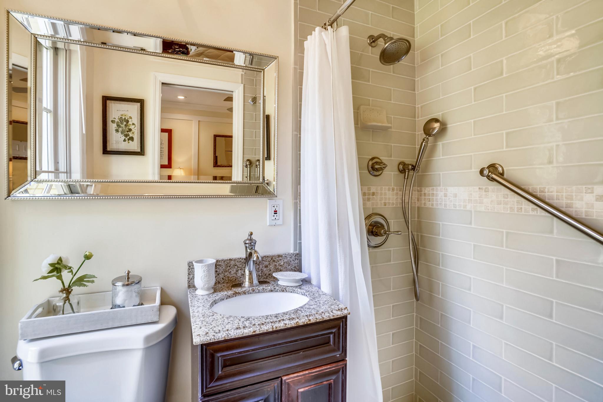 BAY HIGHLANDS - Residential