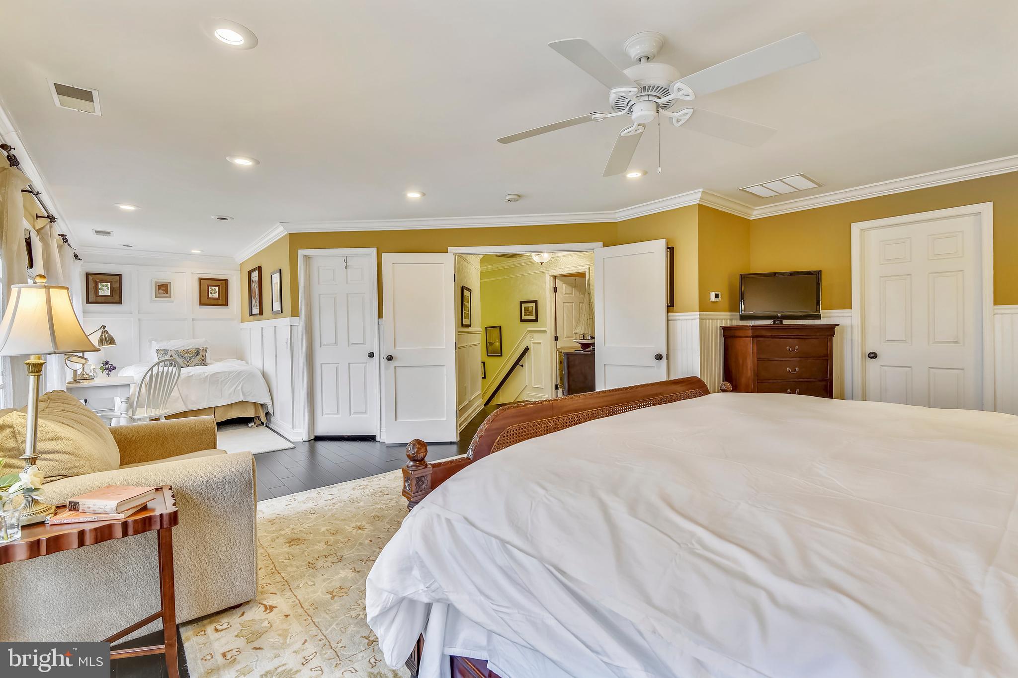 BAY HIGHLANDS - Residential